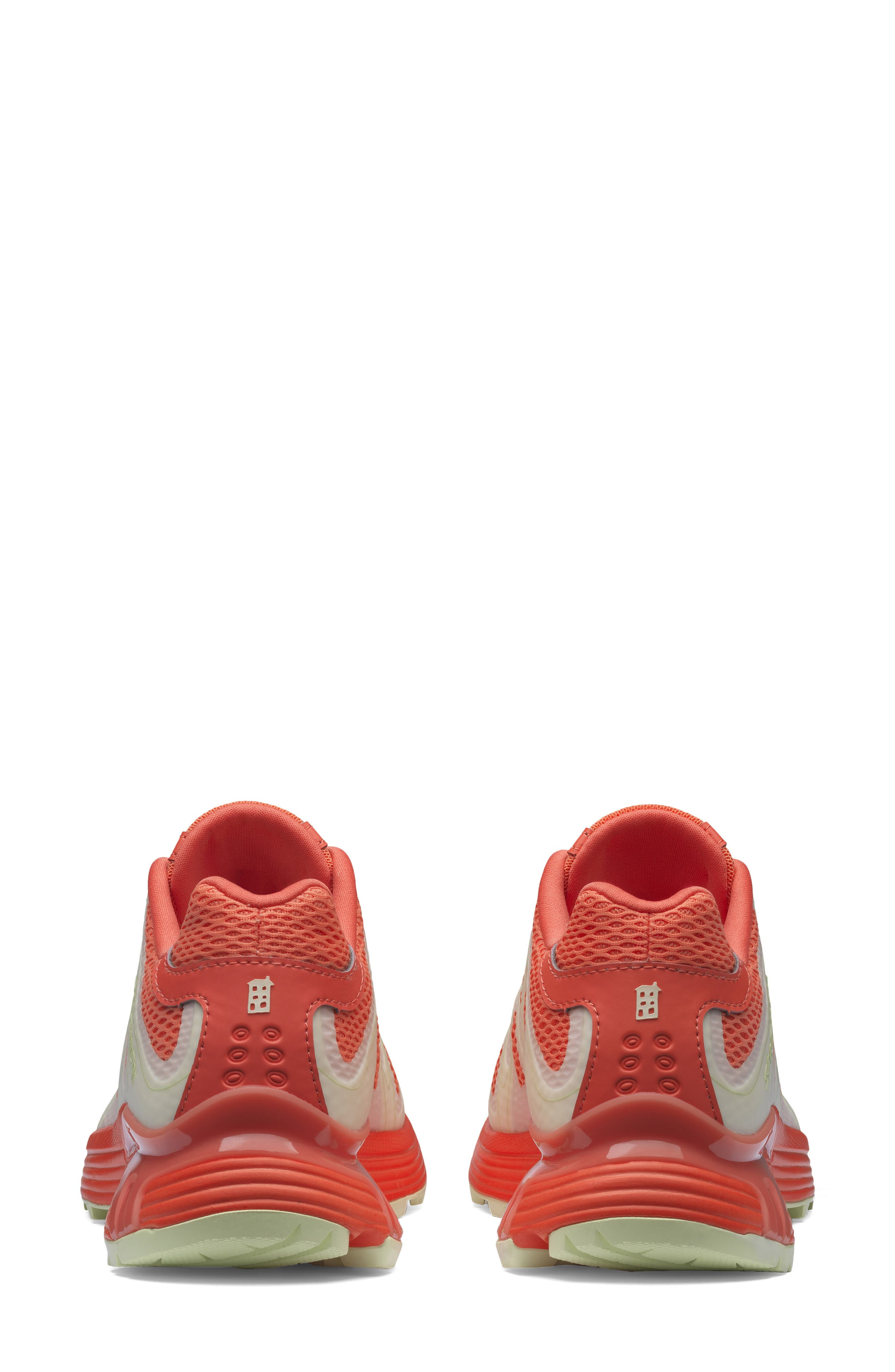 Salomon x Ama Lou Gender Inclusive XT-Whisper Void Sneaker in Vanilla Ice/Fusion Coral at Nordstrom - 4