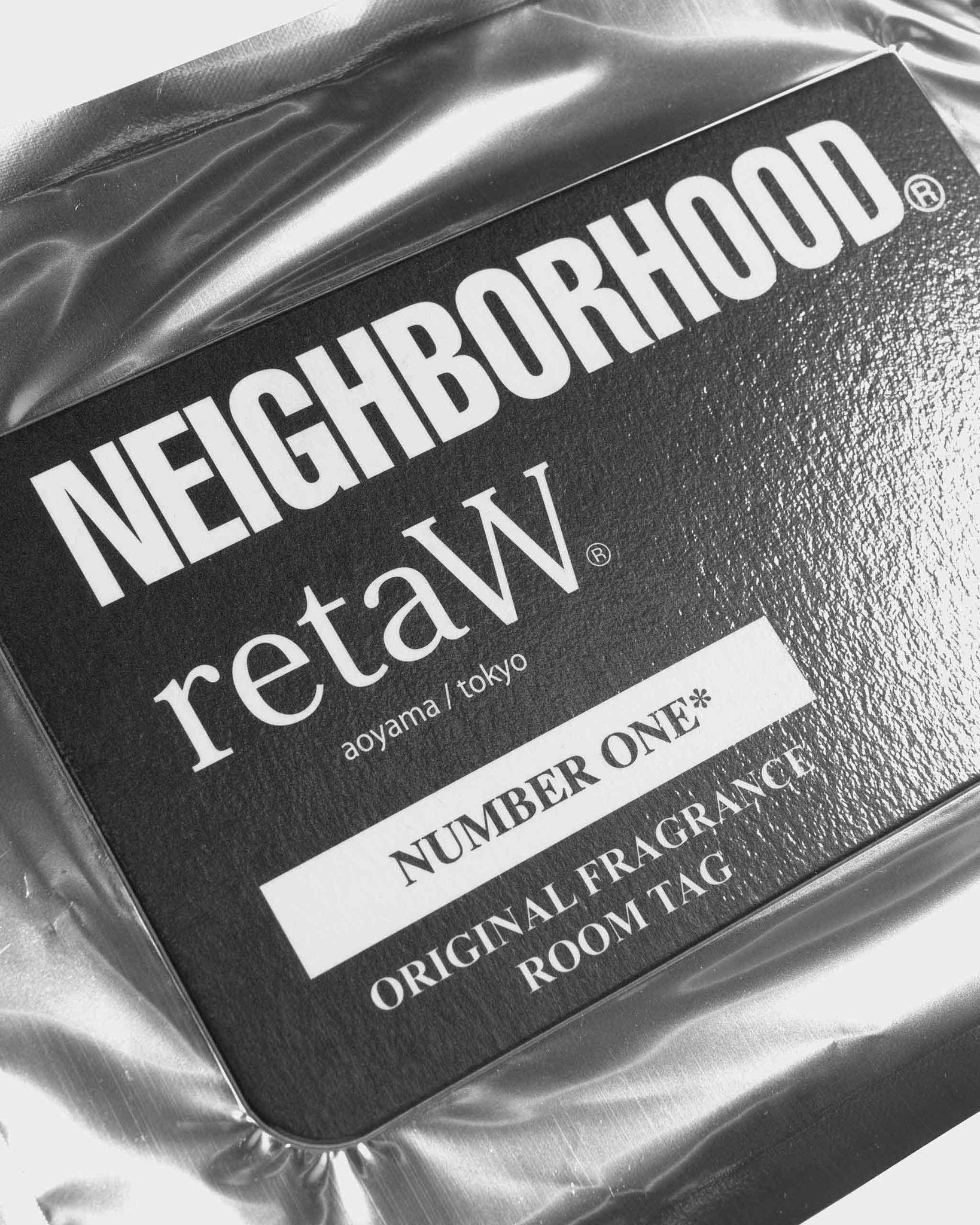 x RETAW Number One Room Tag - 2