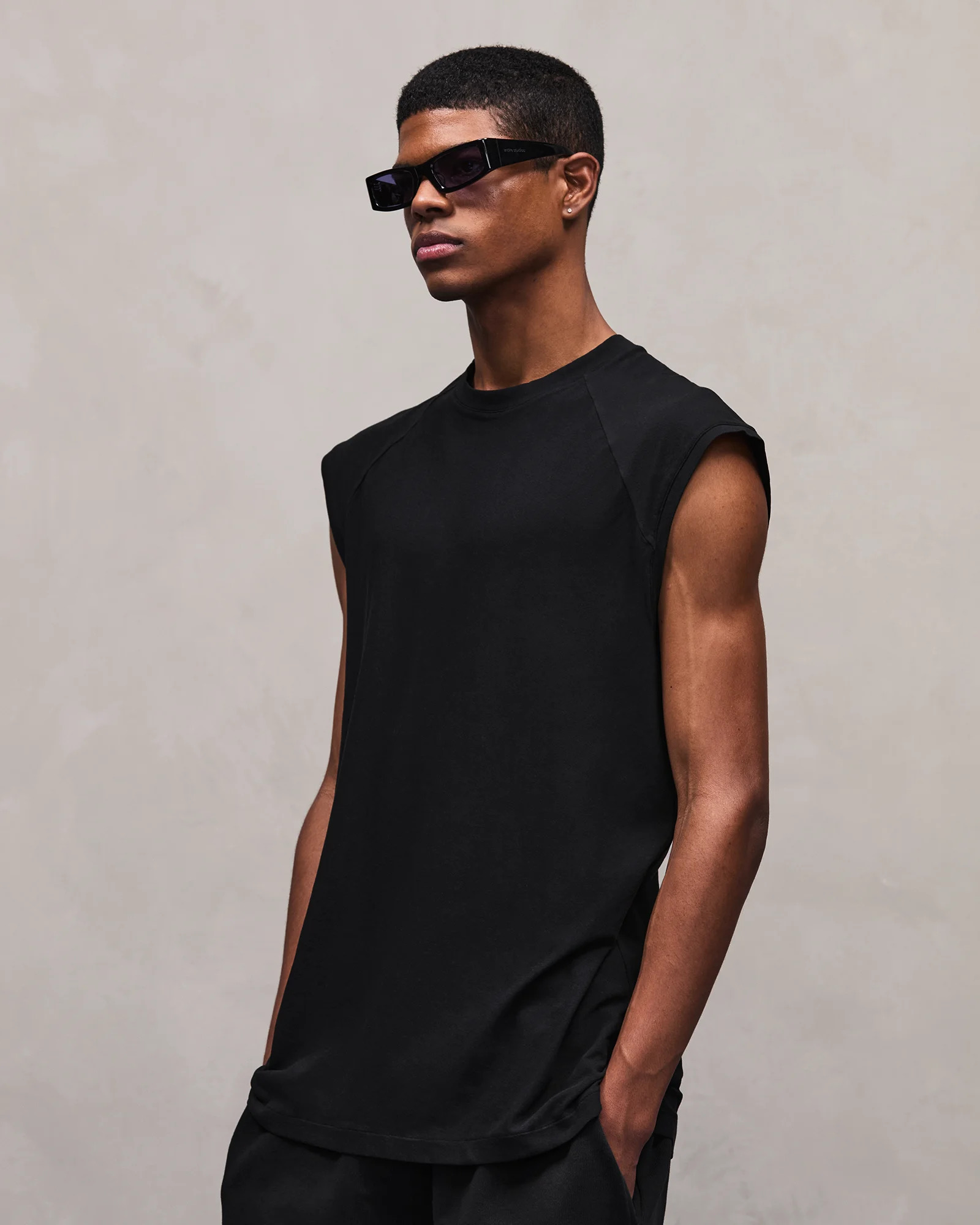 CUT OFF TANK BLACK - 3