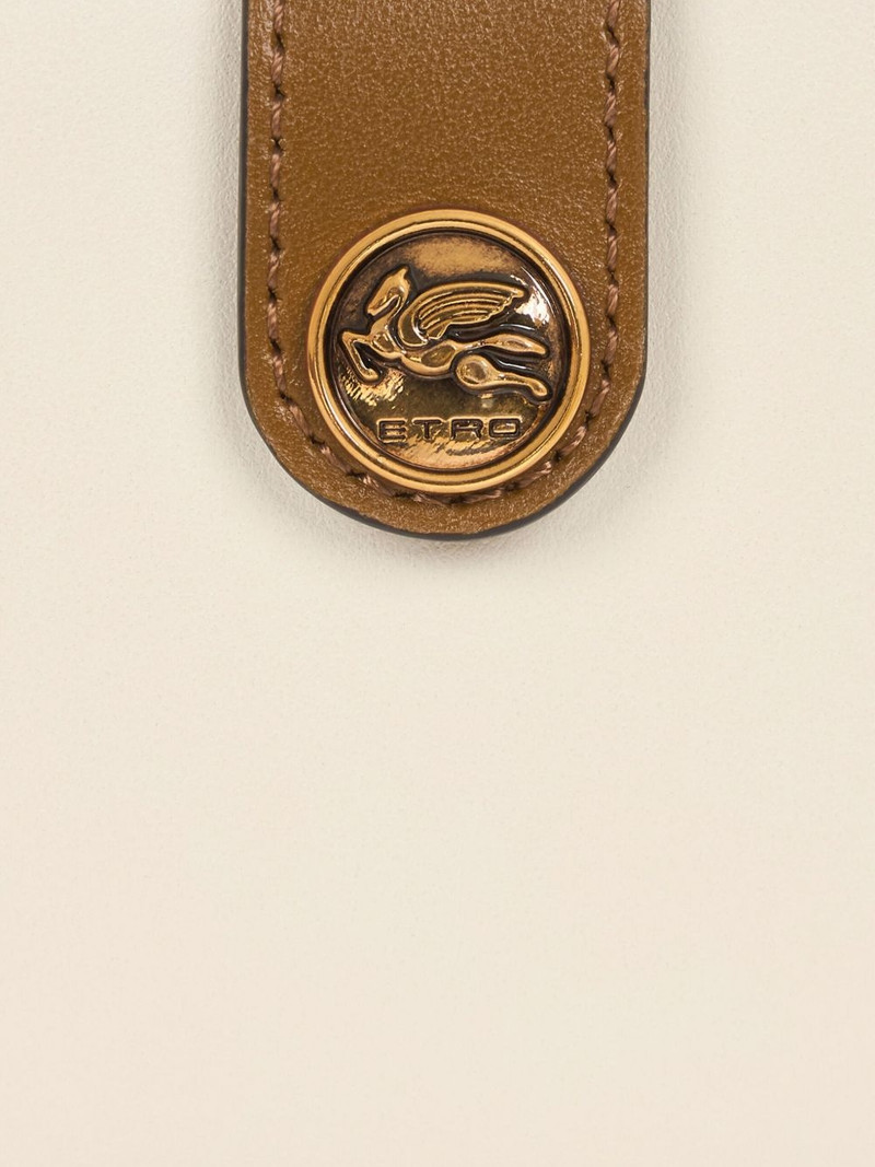 leather wallet 3