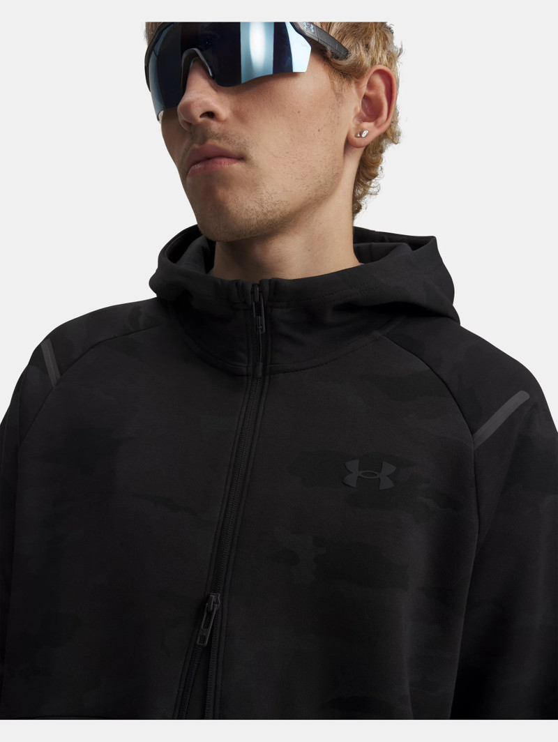 UA Unstoppable Fleece Camo 3