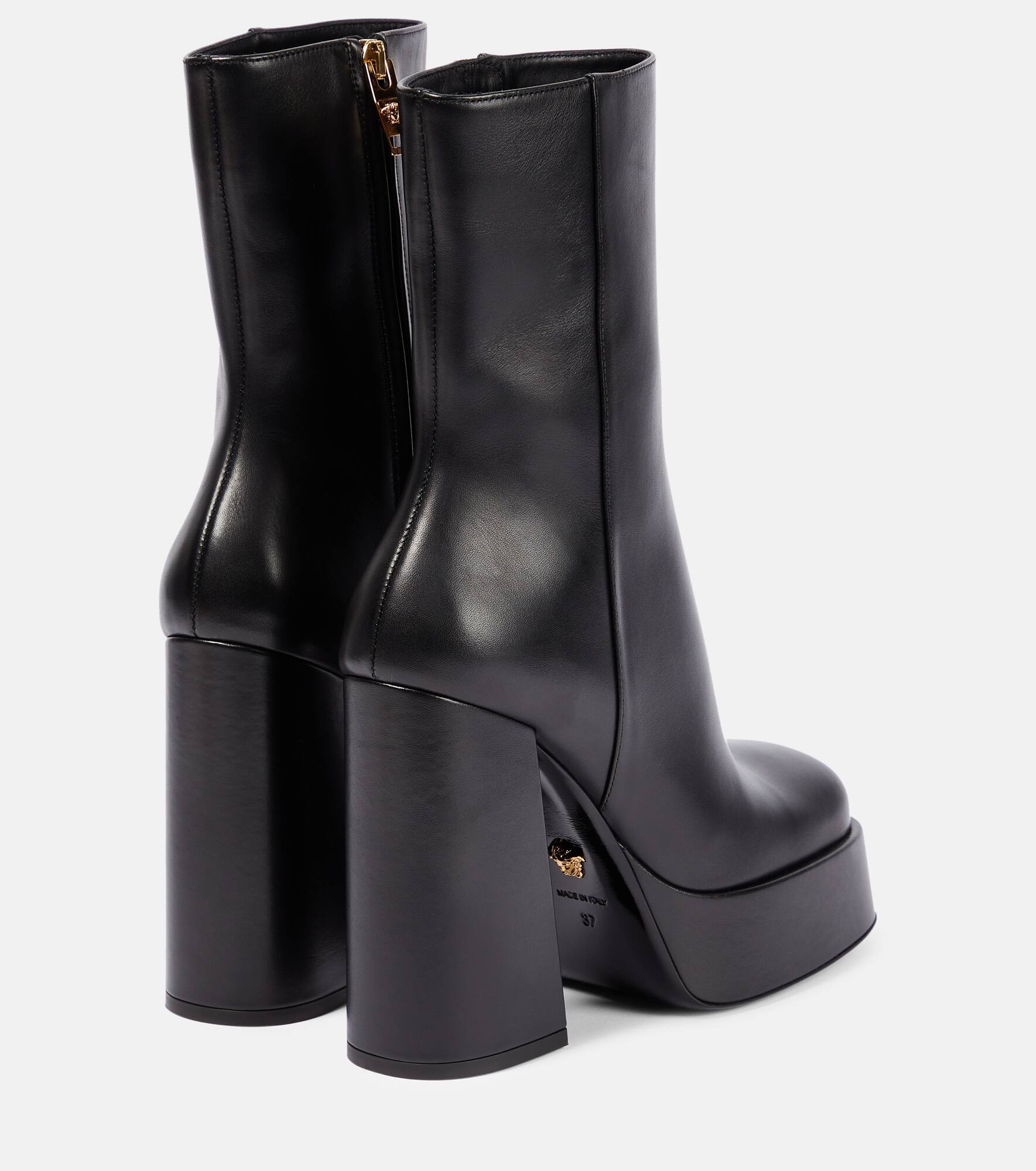 Medusa Aevitas leather platform boots - 3