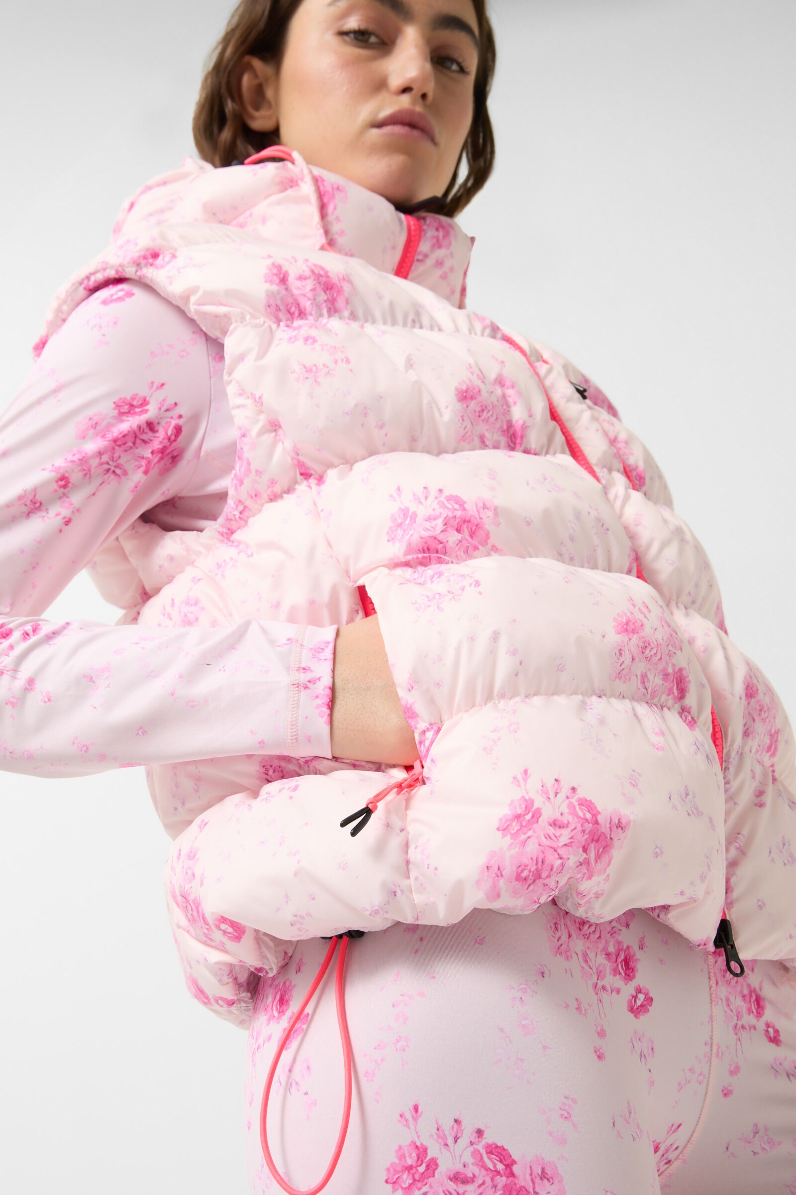 Naima Quilted waistcoat in Pink - 5