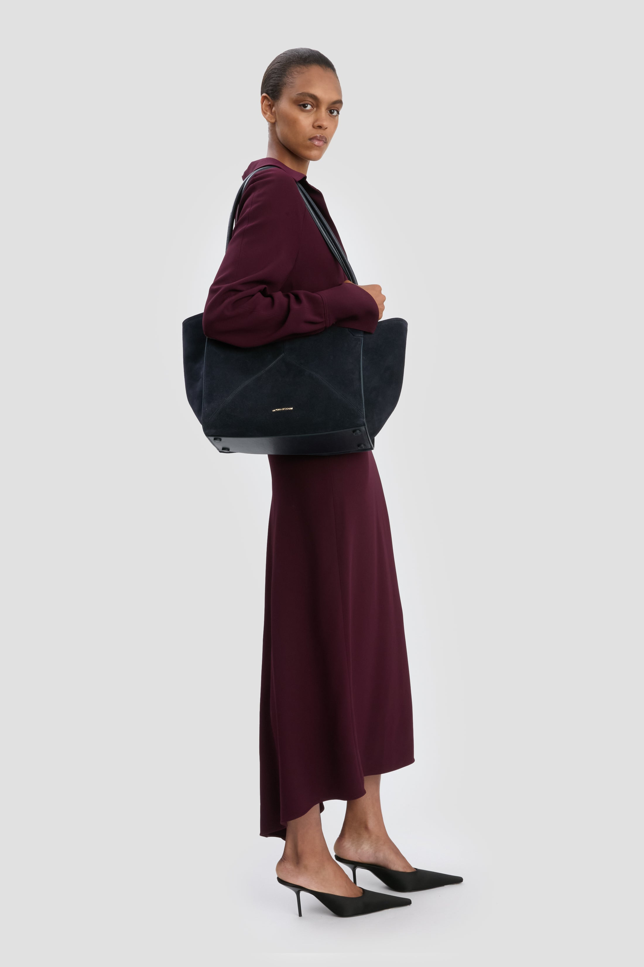 Victoria Tote In Navy Suede - 3