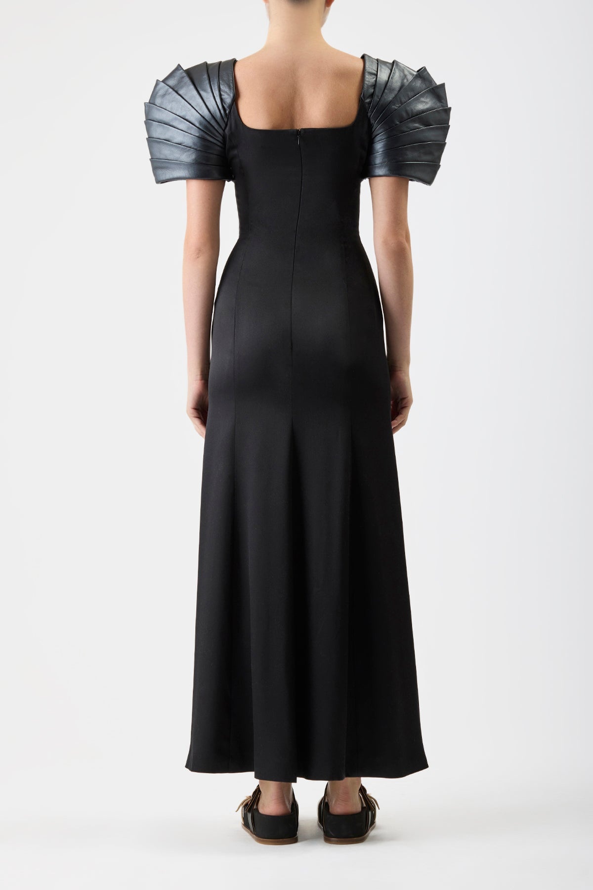 Duchess Pleated Dress in Silk with Leather - 4