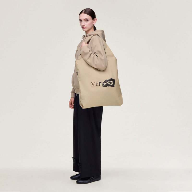 Y-3 GRAPHIC TOTE 5