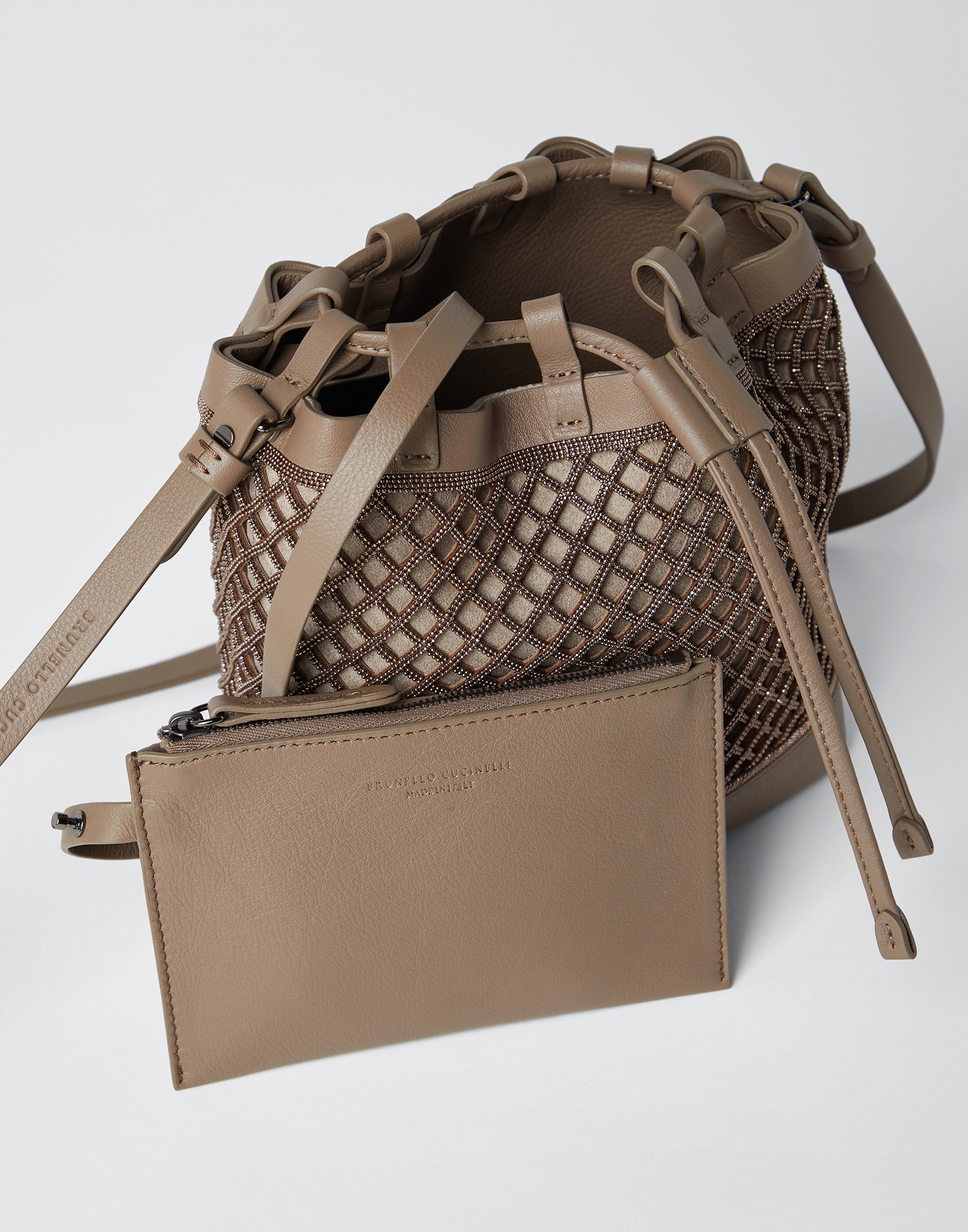 Precious net bucket bag - 5
