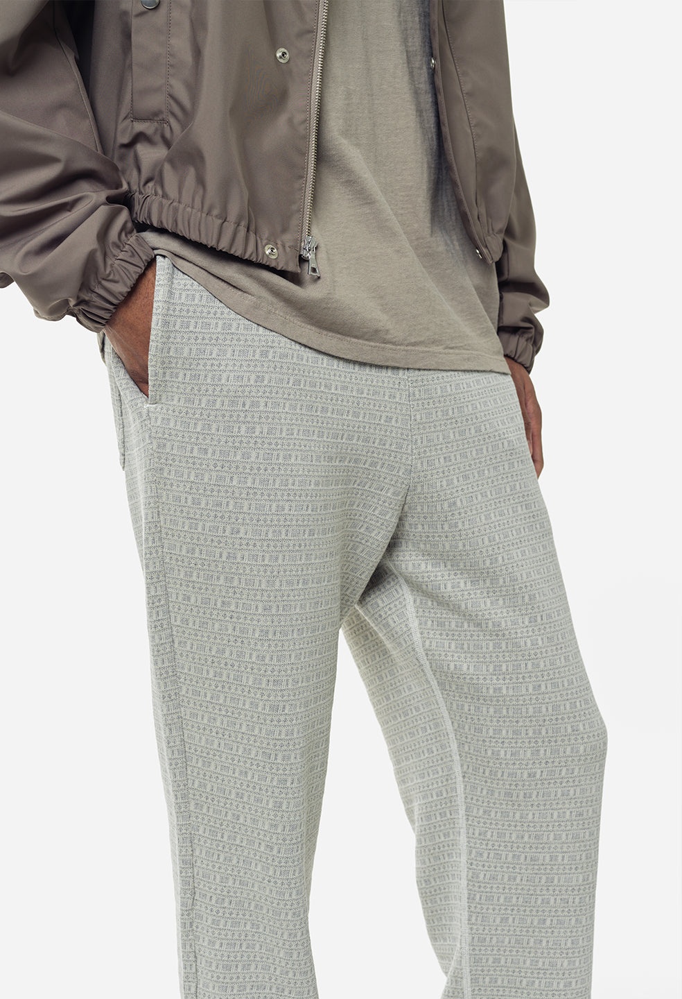 RAW EDGE JACQUARD SWEATS - 8