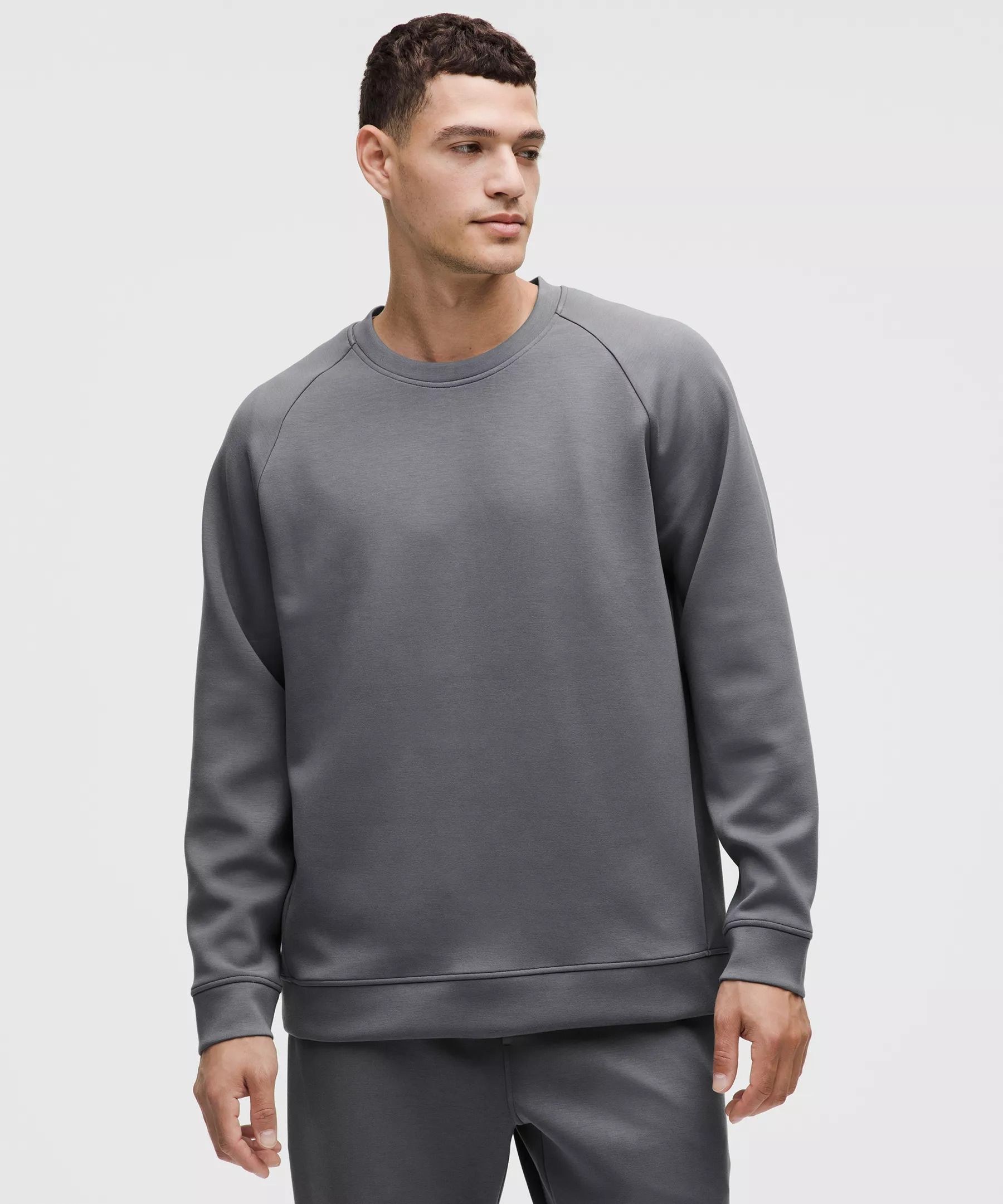 Smooth Spacer Classic-Fit Crew - 1
