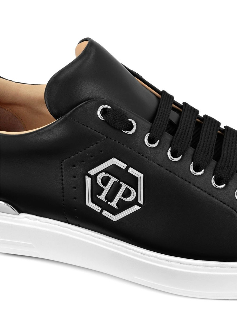 Hexagon sneakers 4