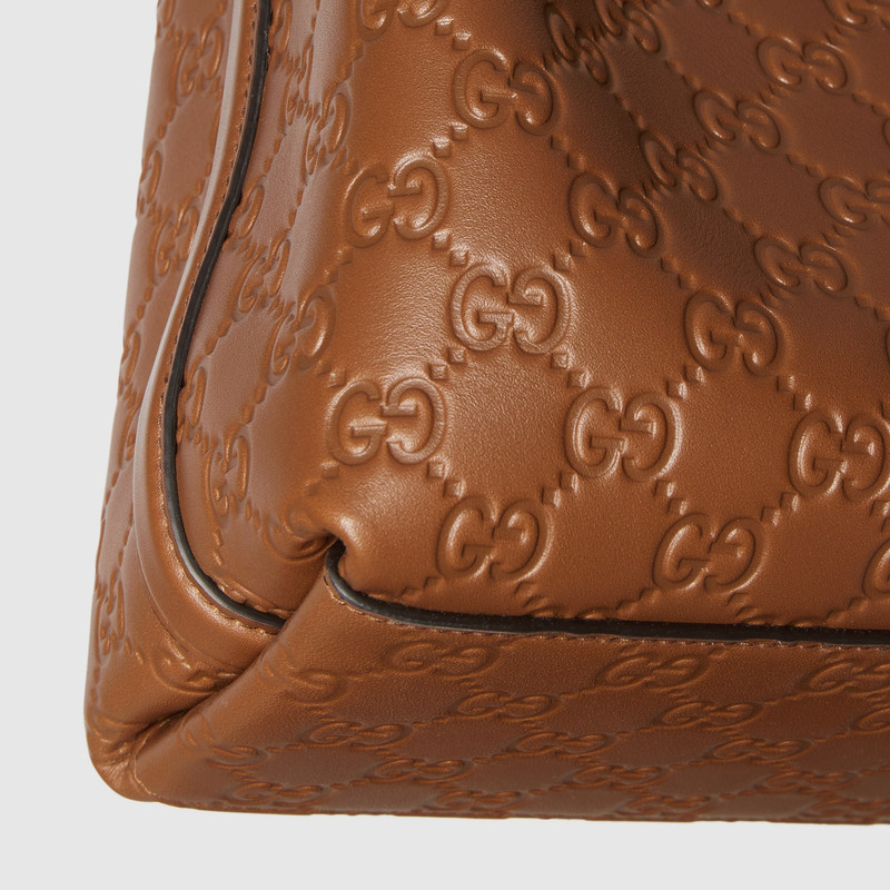 GG Emblem small bucket bag 12