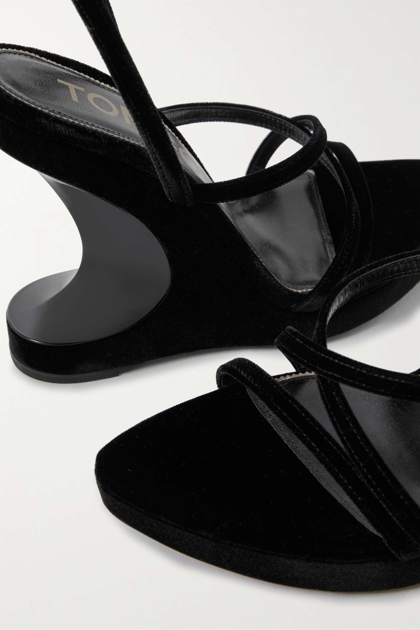 Velvet wedge sandals - 4