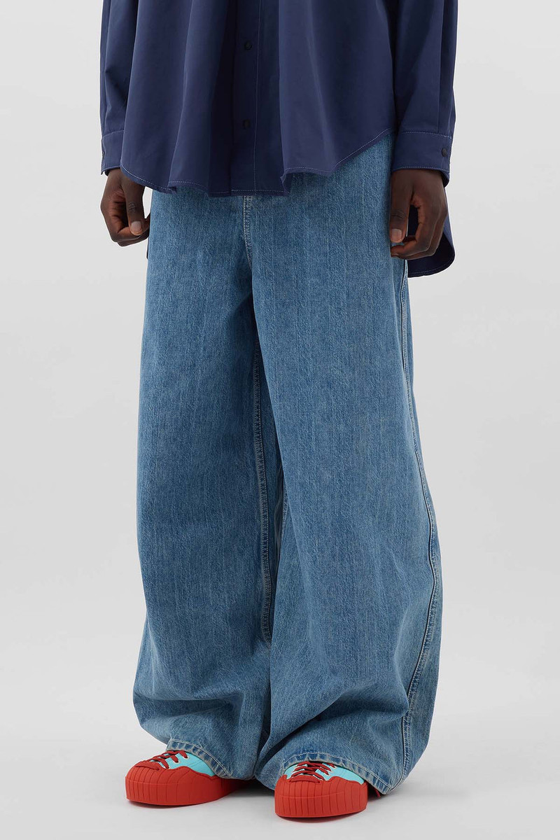 SUNNEI EXTRA OVER PANTS / light washed denim outlook