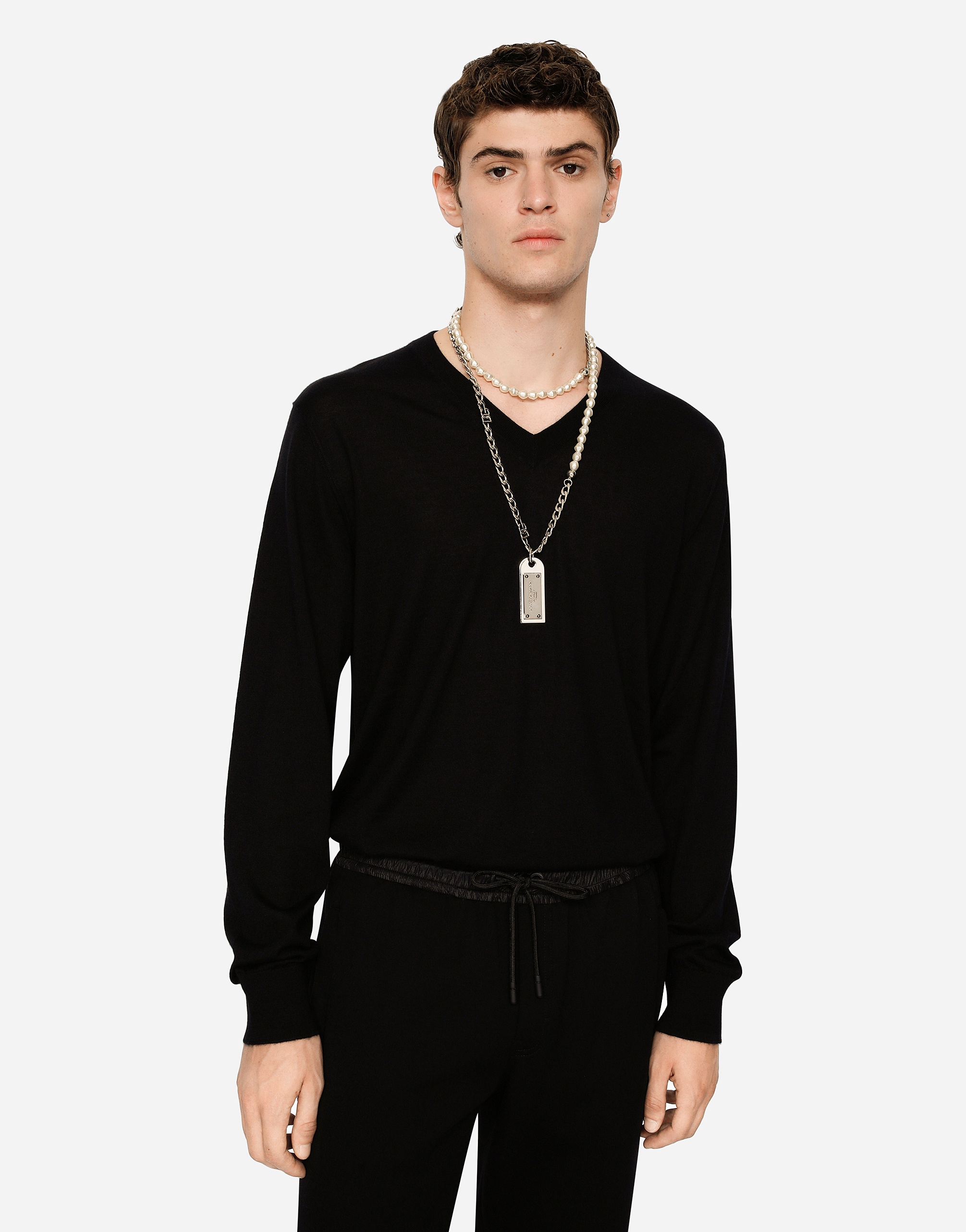 V-neck sweater in cashmere - 2