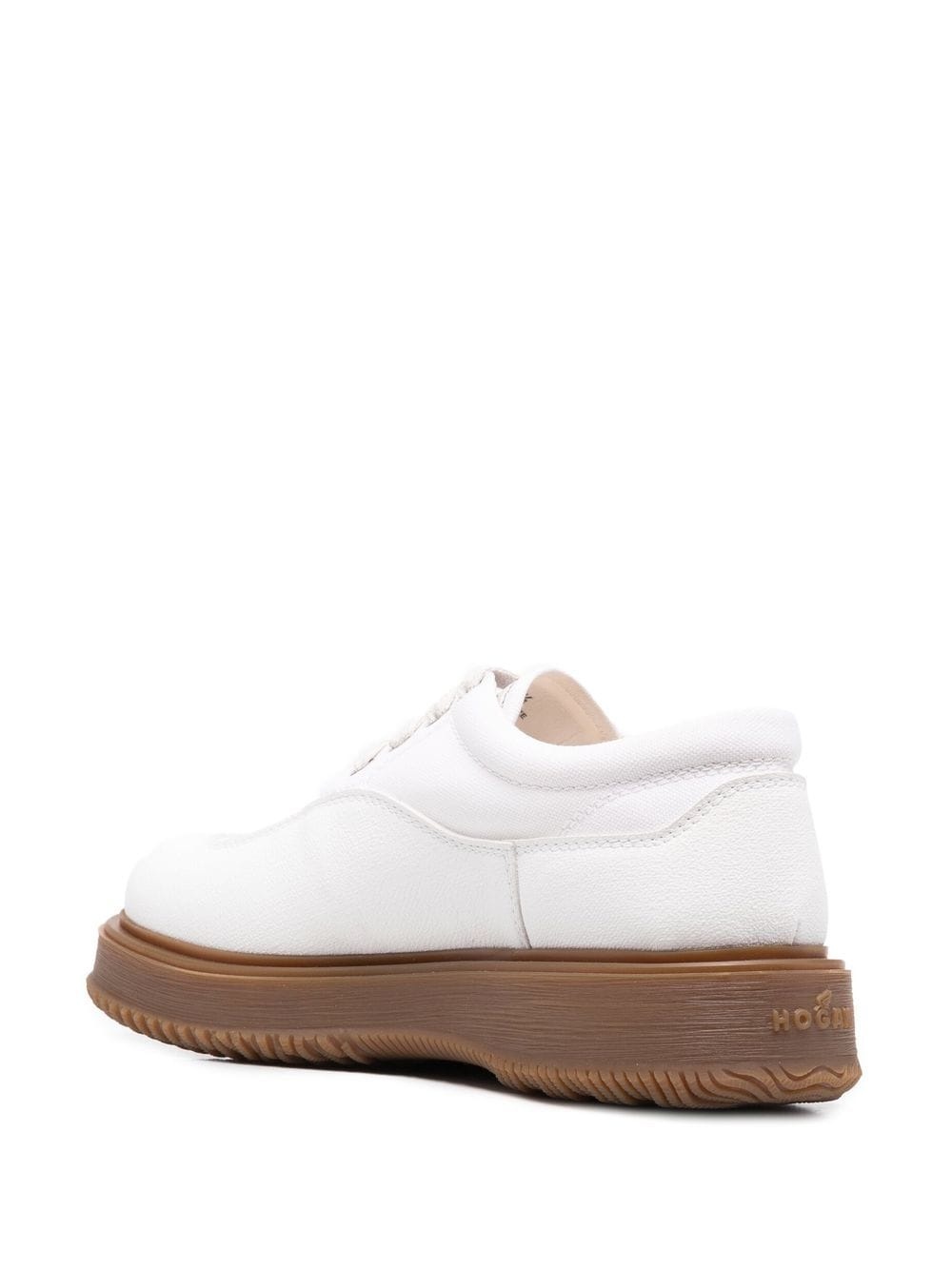 Untraditional low-top sneakers - 3