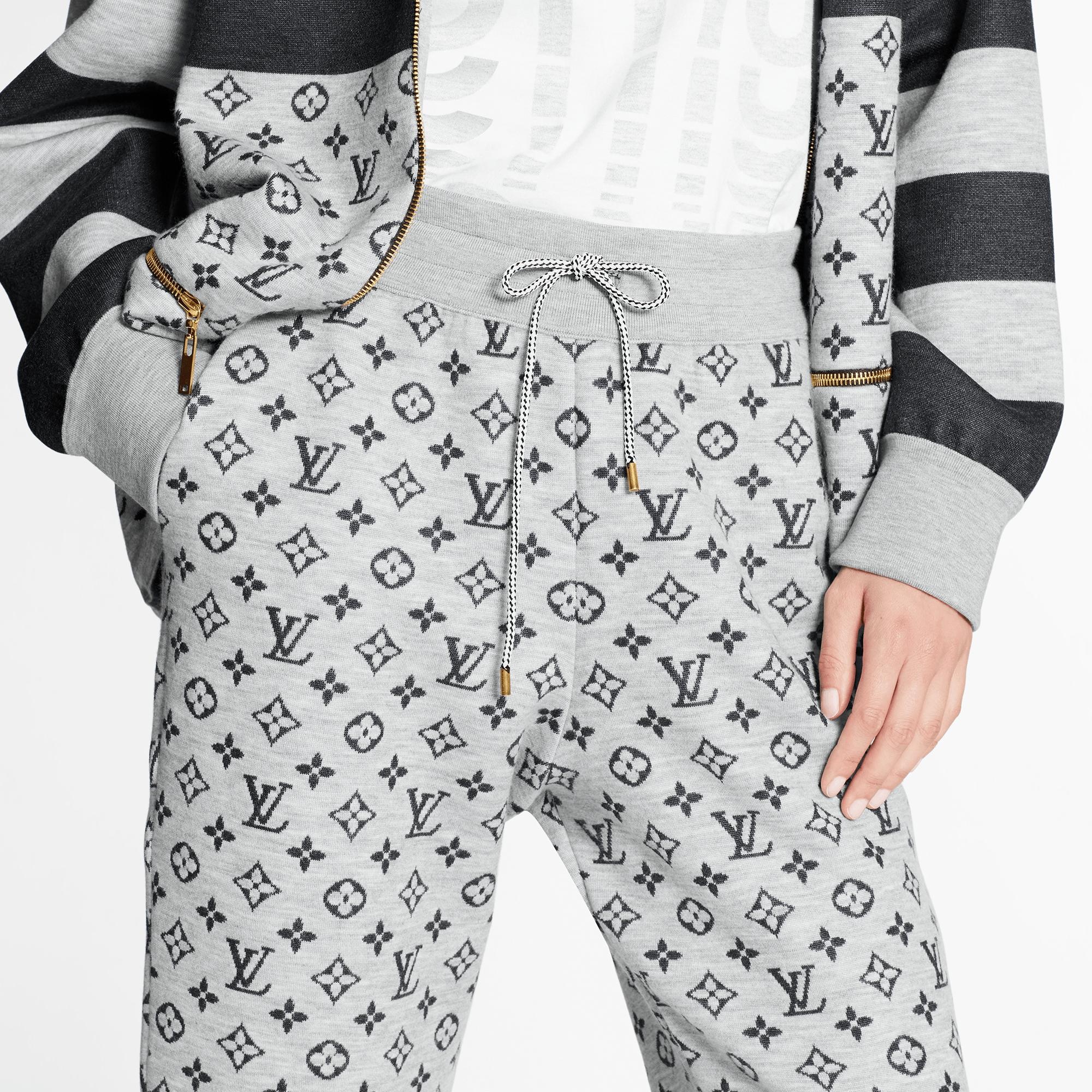 Signature Jogging Pants  - 3