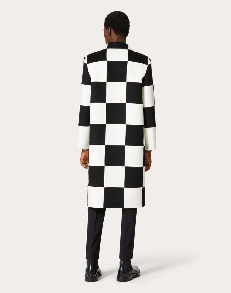DOUBLE-BREASTED WOOL AND CASHMERE COAT WITH EX CHESS ALL-OVER INTARSIA PATTERN 4