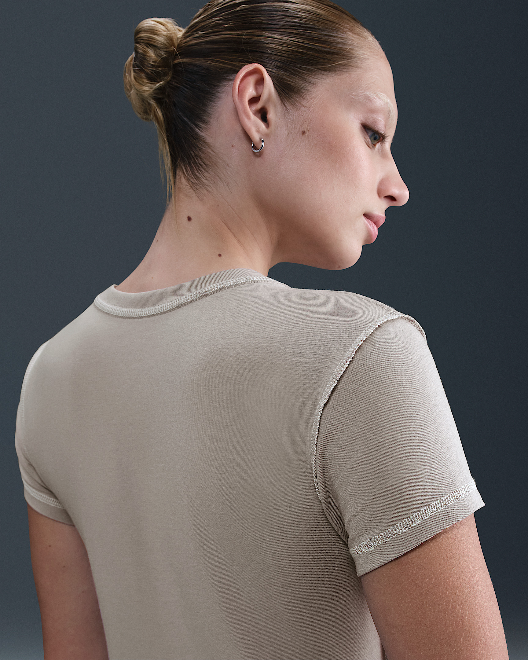 Nike Sportswear Chill Knit Women's Slim Cropped Top - 2