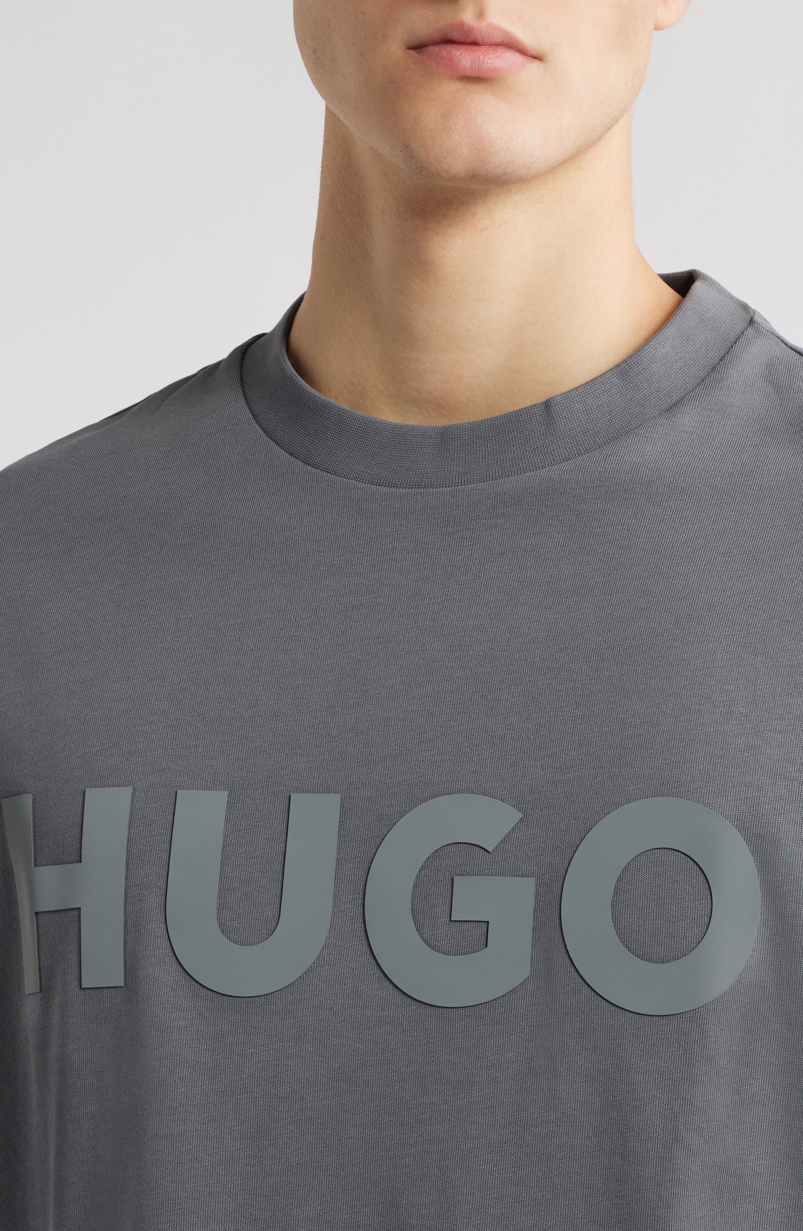 HUGO Logo Cotton Graphic T-Shirt in Open Grey at Nordstrom - 4