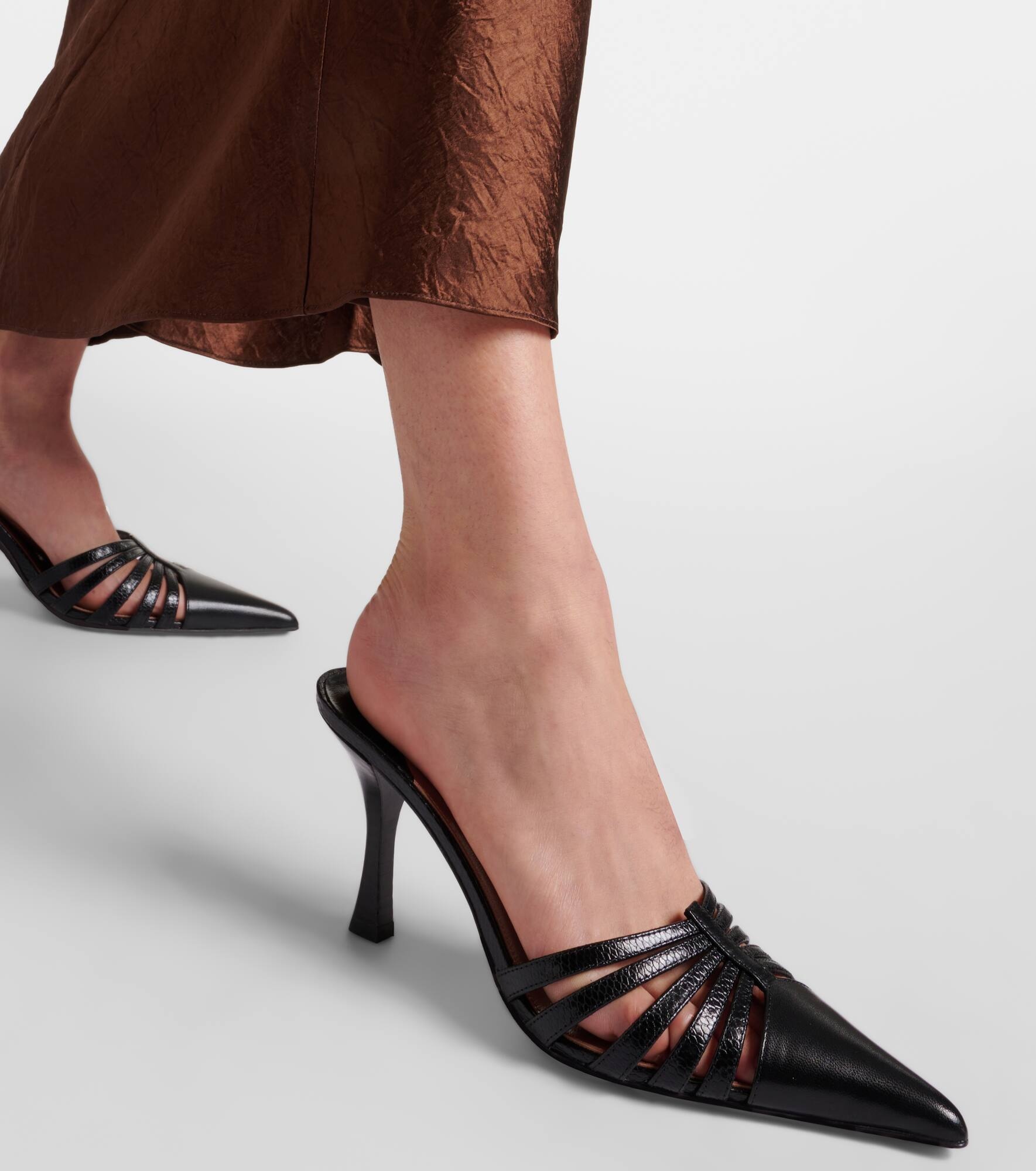 Nadia 85 cutout leather mules - 7