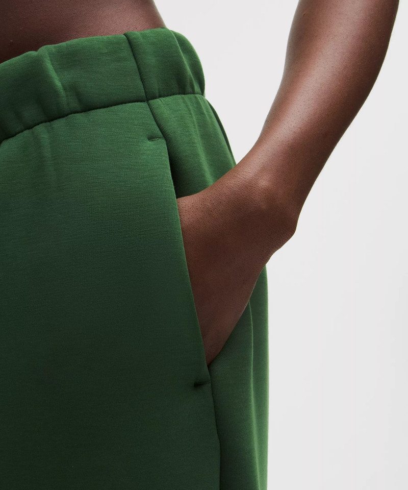 Sleek Spacer Barrel Leg Pant 5