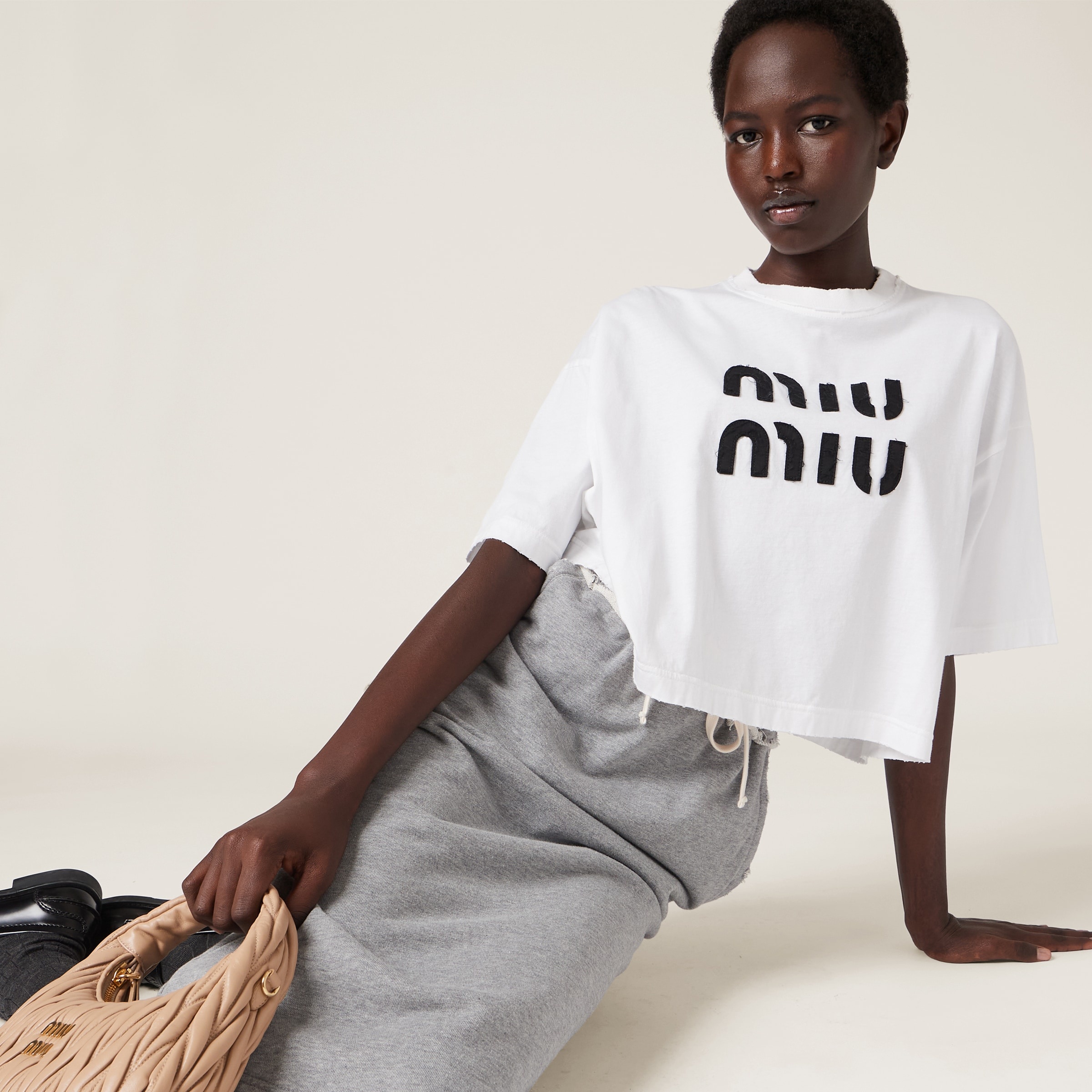 ☆人気☆【MIU MIU】☆EMBROIDERED COTTON T SHIR.T☆ Miu Miu logo-embroidered Cotton T-shirt | White | FARFETCH