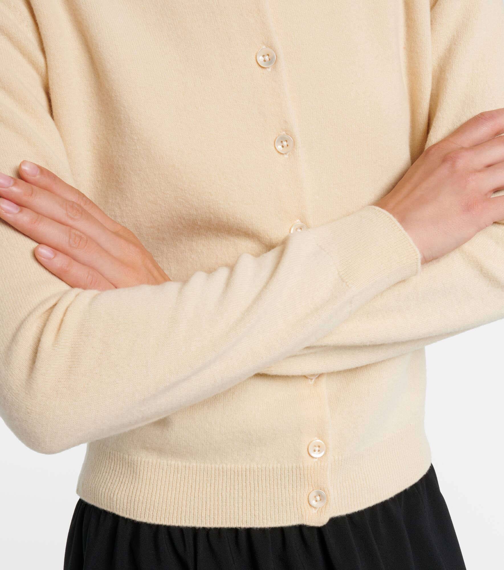 Virgin wool cardigan - 5