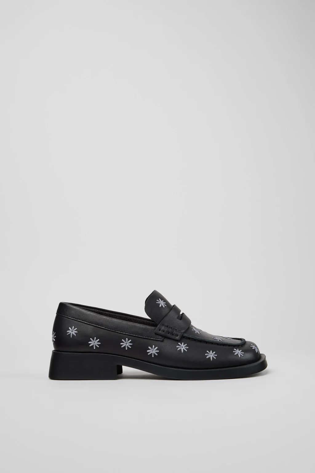 Donna Black Leather Moccasins for Women. - 1