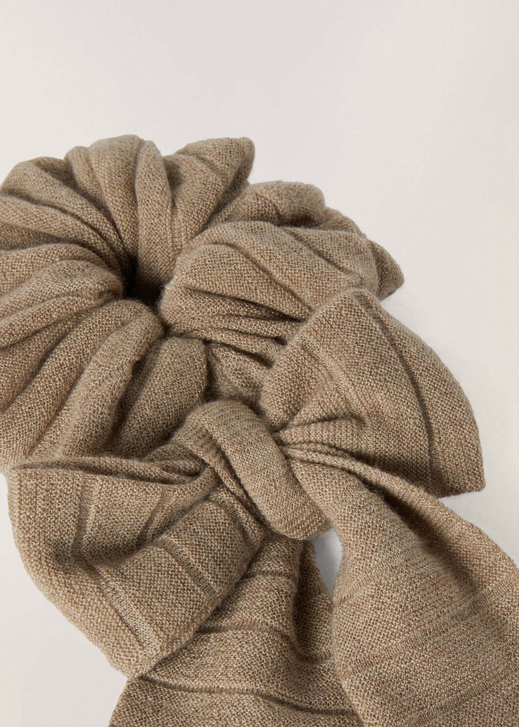 Cocooning Scrunchie - 3