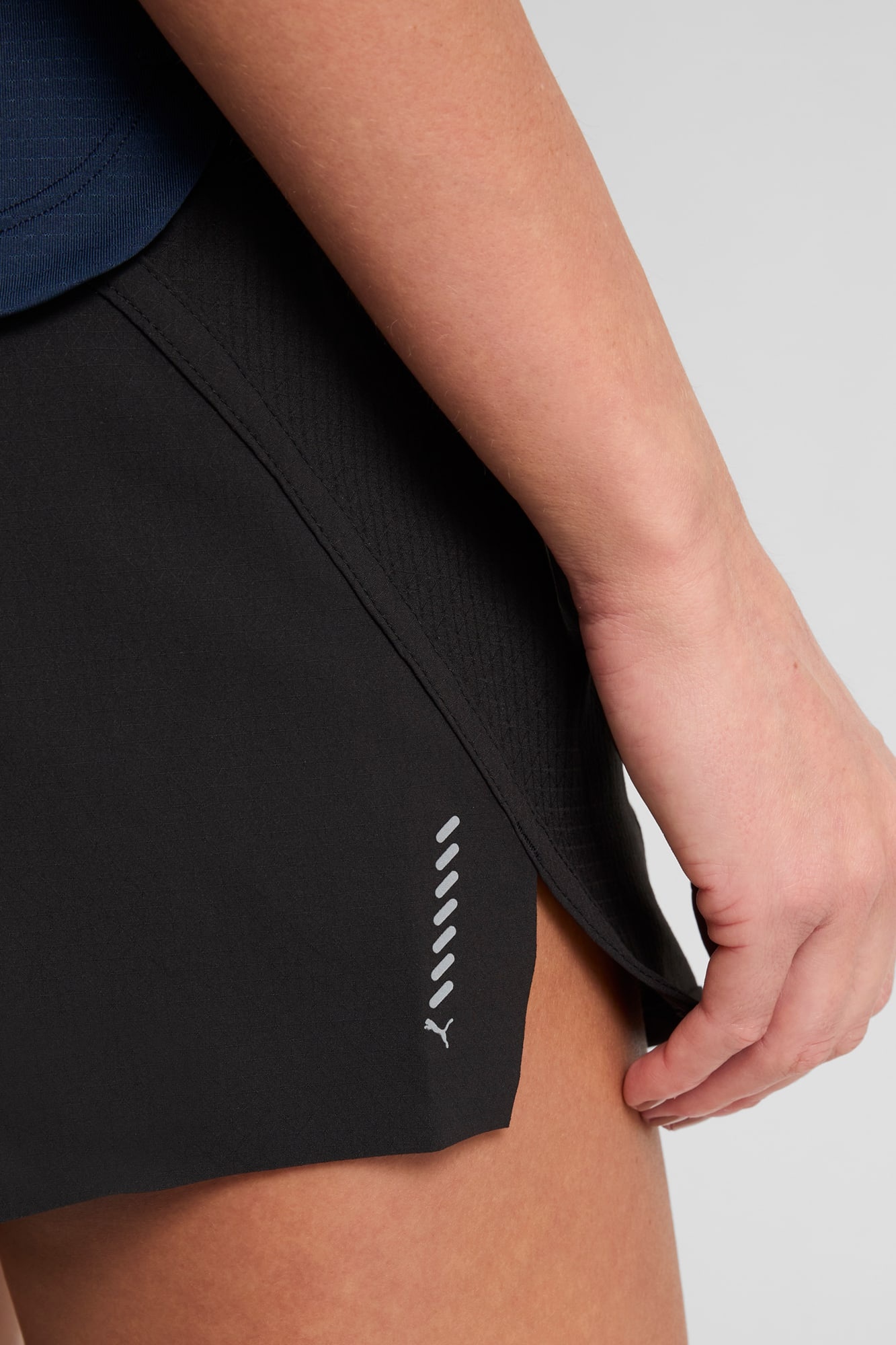 Run Velocity ULTRAWEAVE 4" Women's Running Shorts - 4