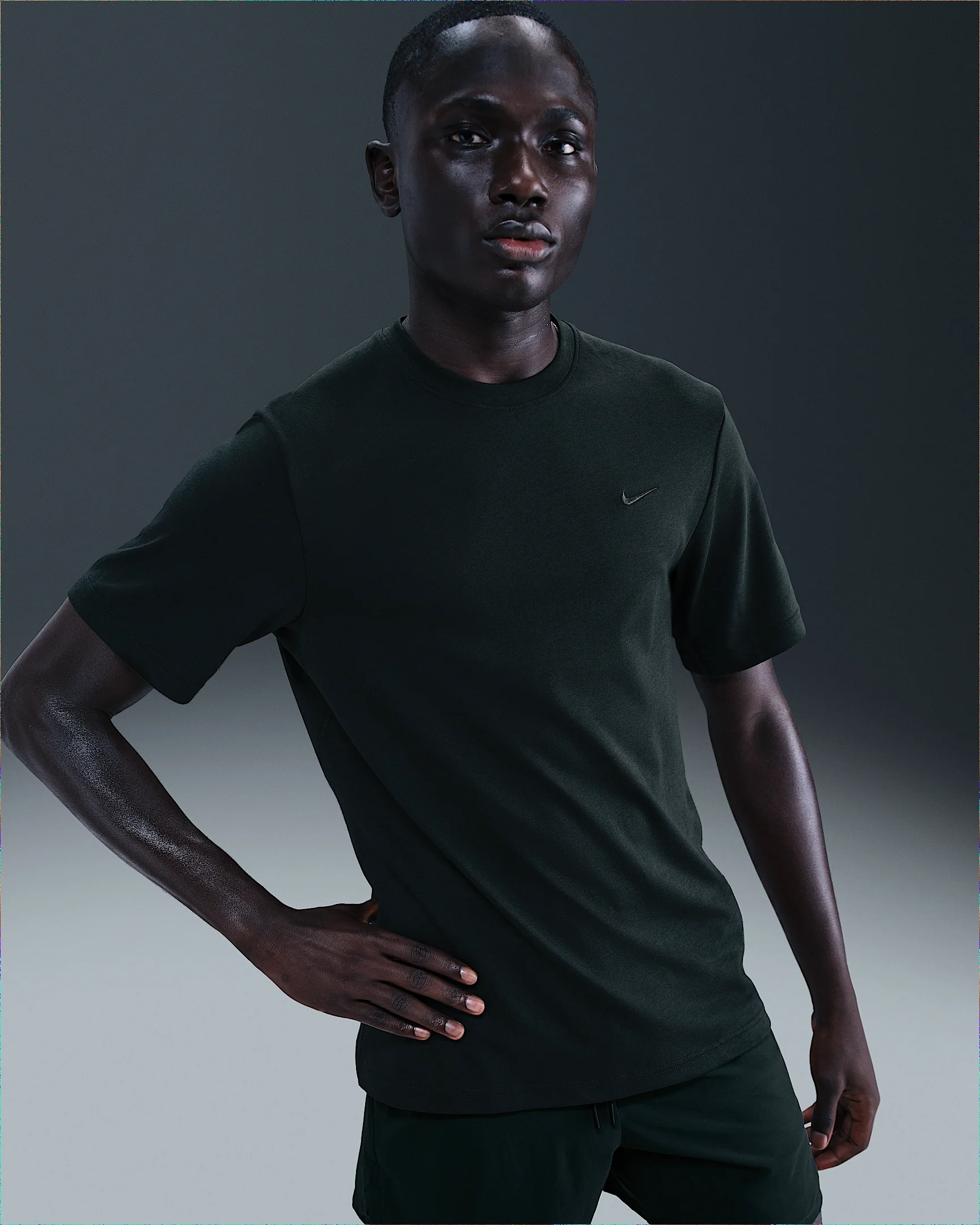 Nike Primary Men's Dri-FIT Short-Sleeve Versatile Top - 1