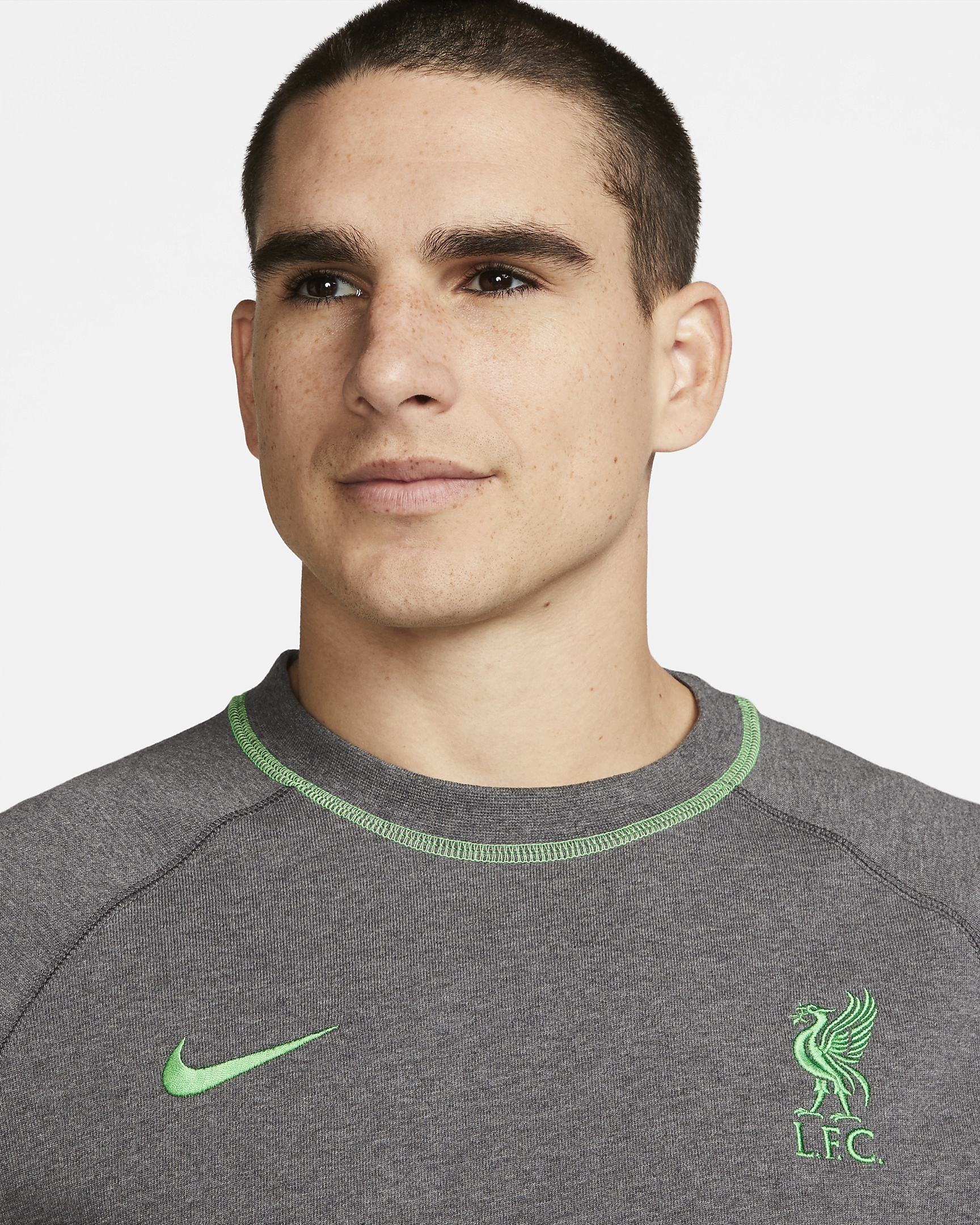 Liverpool FC Travel Nike Men's Short-Sleeve Soccer Top - 3