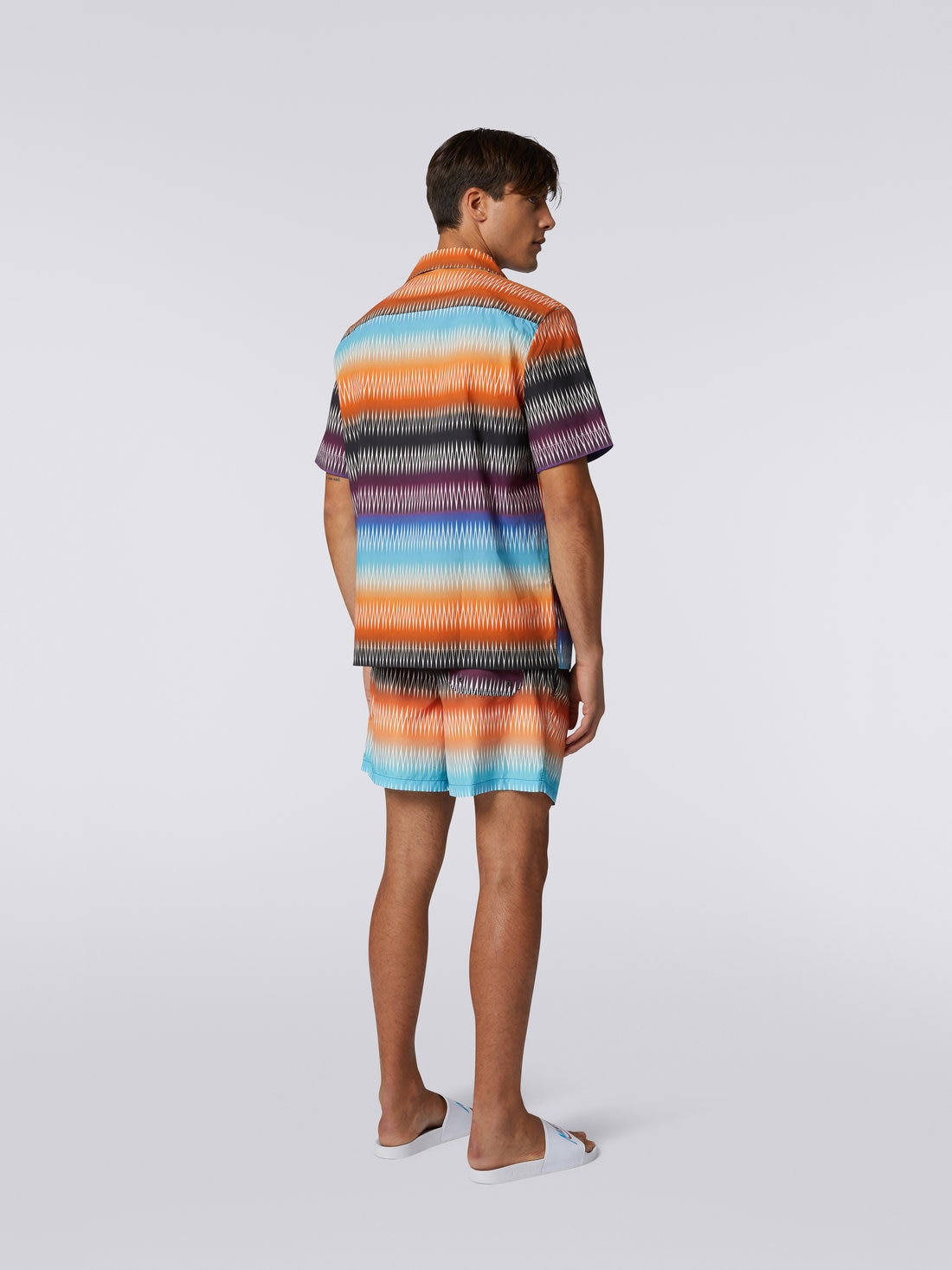 Short-sleeved cotton bowling shirt with zigzag print - 4