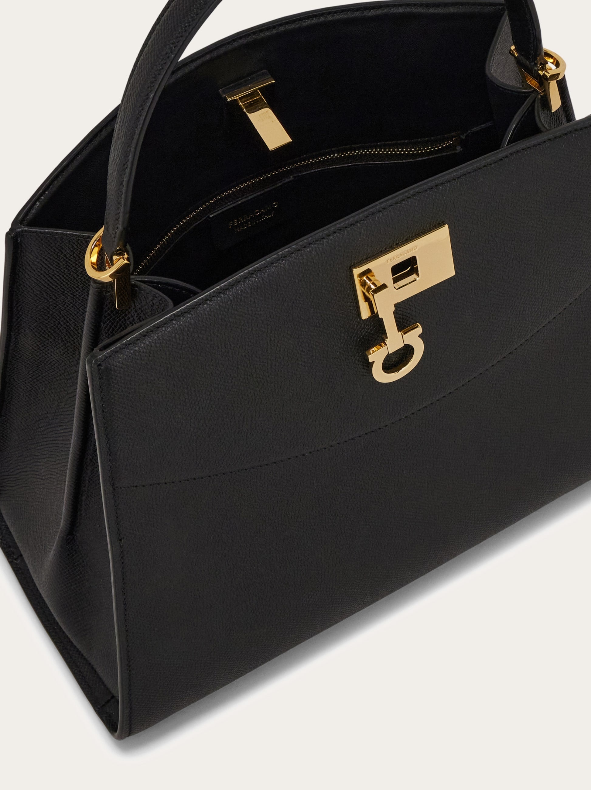 New Ferragamo Studio box bag (M) - 6
