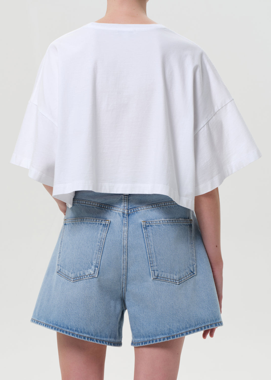 ARLI OVERSIZED CROPPED TEE IN WHITE - 3