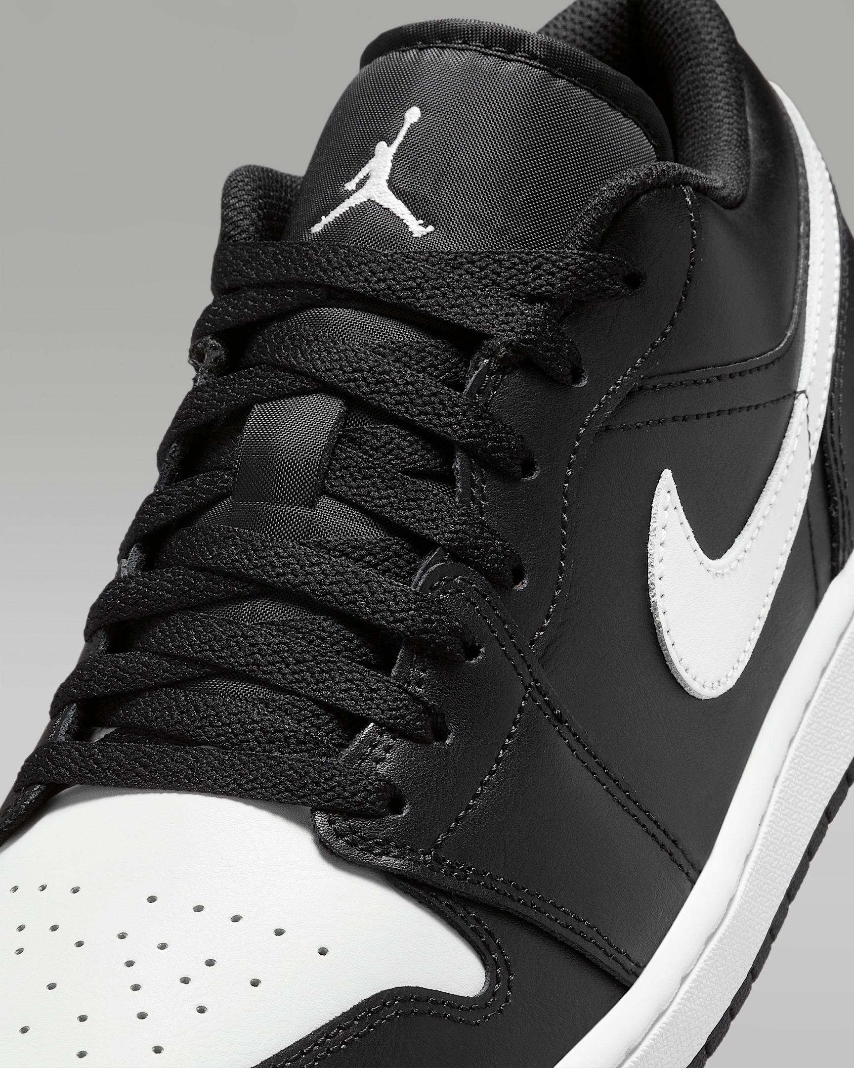 Air Jordan 1 Low Men's Shoes - 7