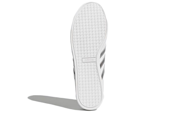 (WMNS) adidas Coneo QT 'Metellic Silver' DB0135 - 5