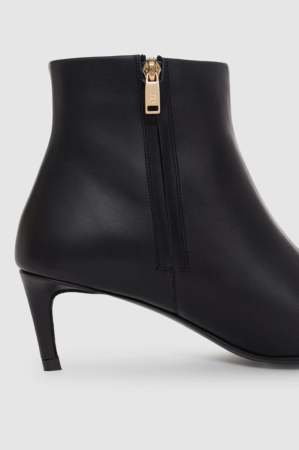 Nina Boots With Metal Toe Cap - Black - 5