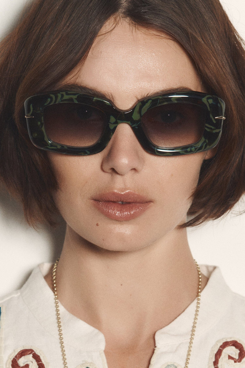 ALÉMAIS Le Specs Celestina Jade Marble outlook