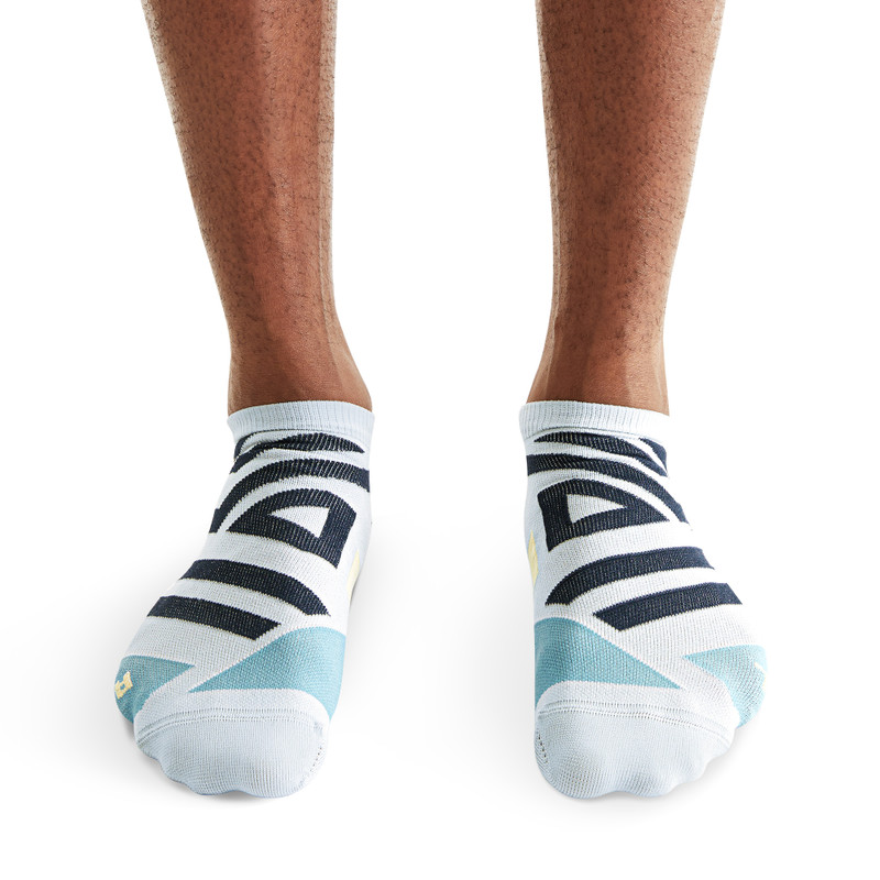 On Performance Low Sock outlook