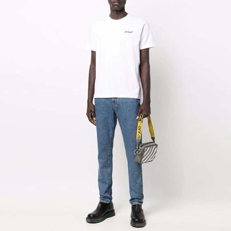 Off-White Off-White Helvetica Short Sleeve Tee OMAA027C99JER0090110 outlook