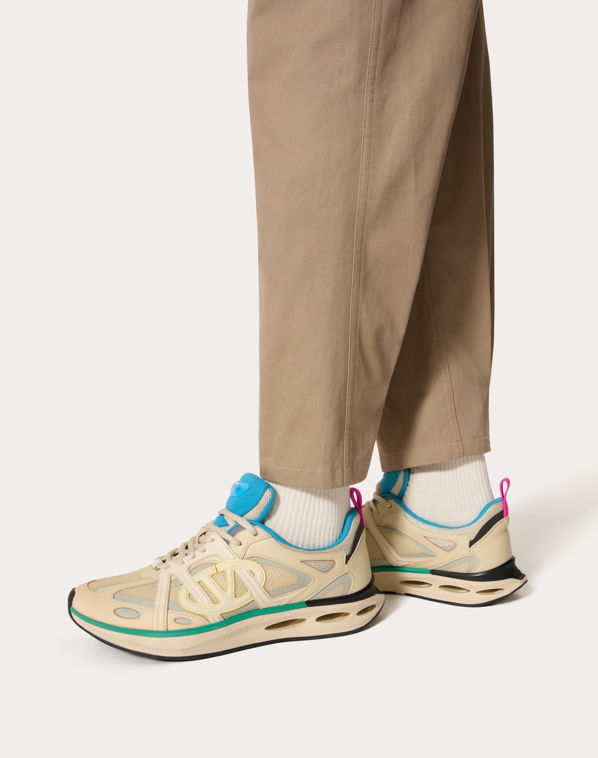 Valentino VLOGO EASYJOG LOW-TOP SNEAKER IN CALFSKIN AND