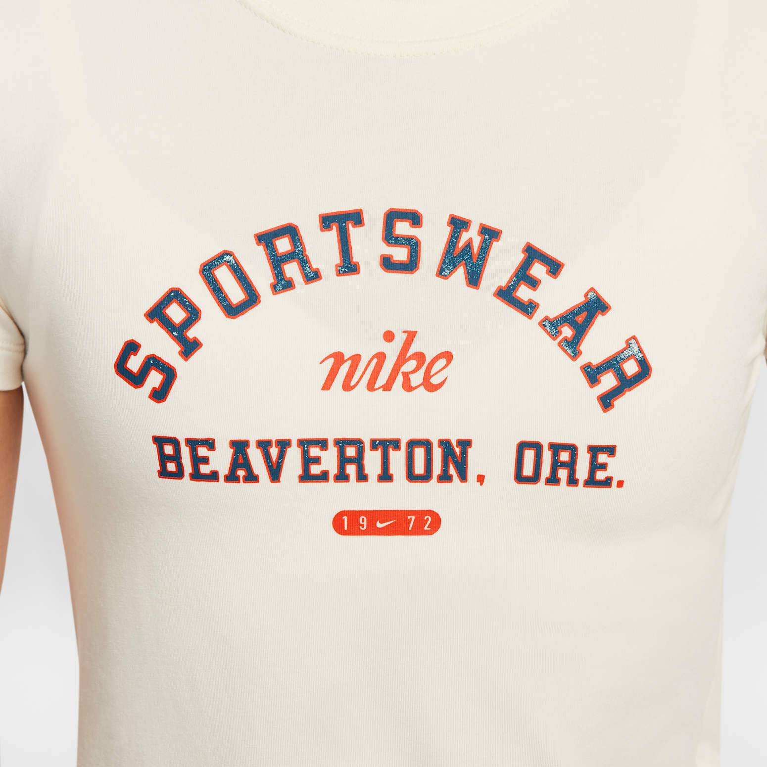 (WMNS) Nike Sportswear Phoenix Slim Short Sleeve T-Shirt 'Pale Ivory' HV4975-110 - 4
