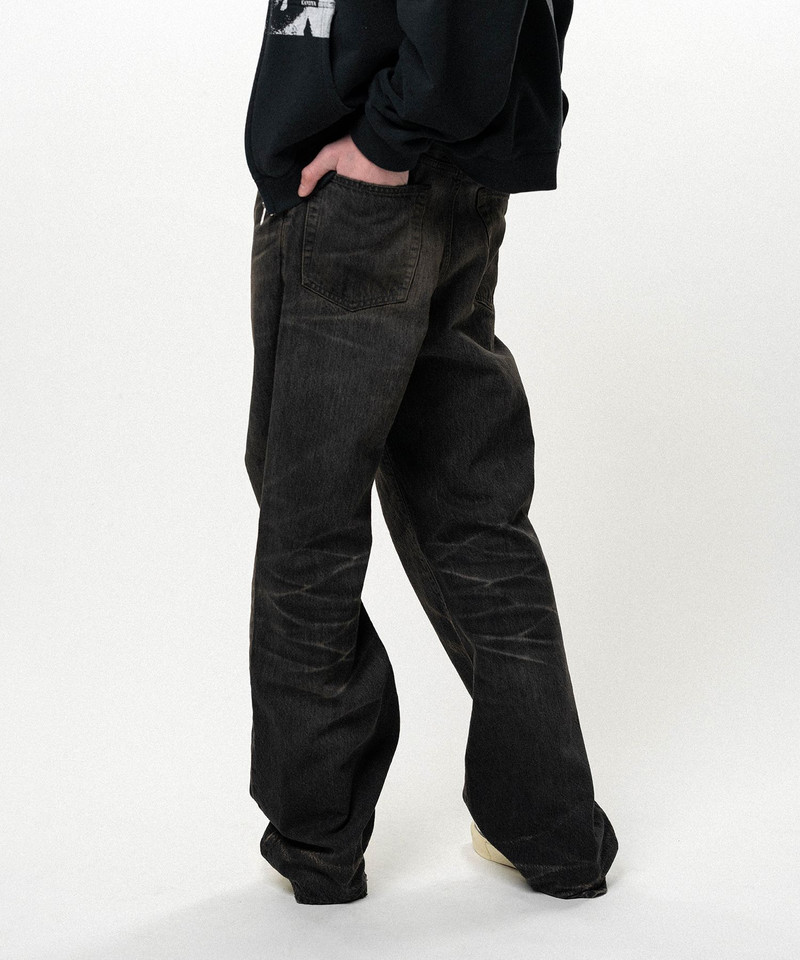 Distressed Straight Denim Pants 7