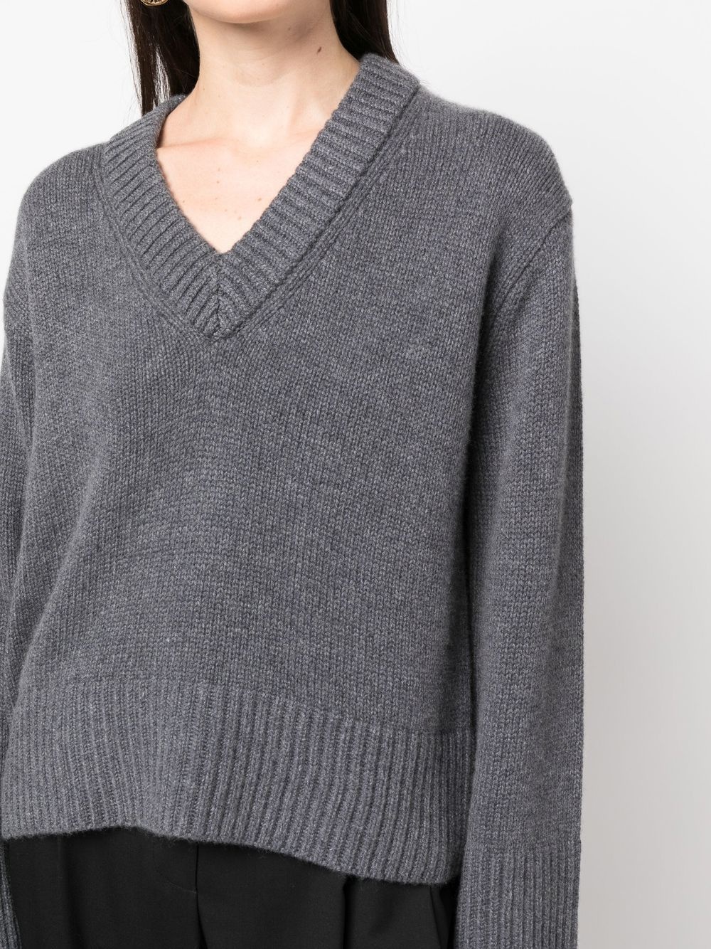 V-neck cashmere jumper - 5