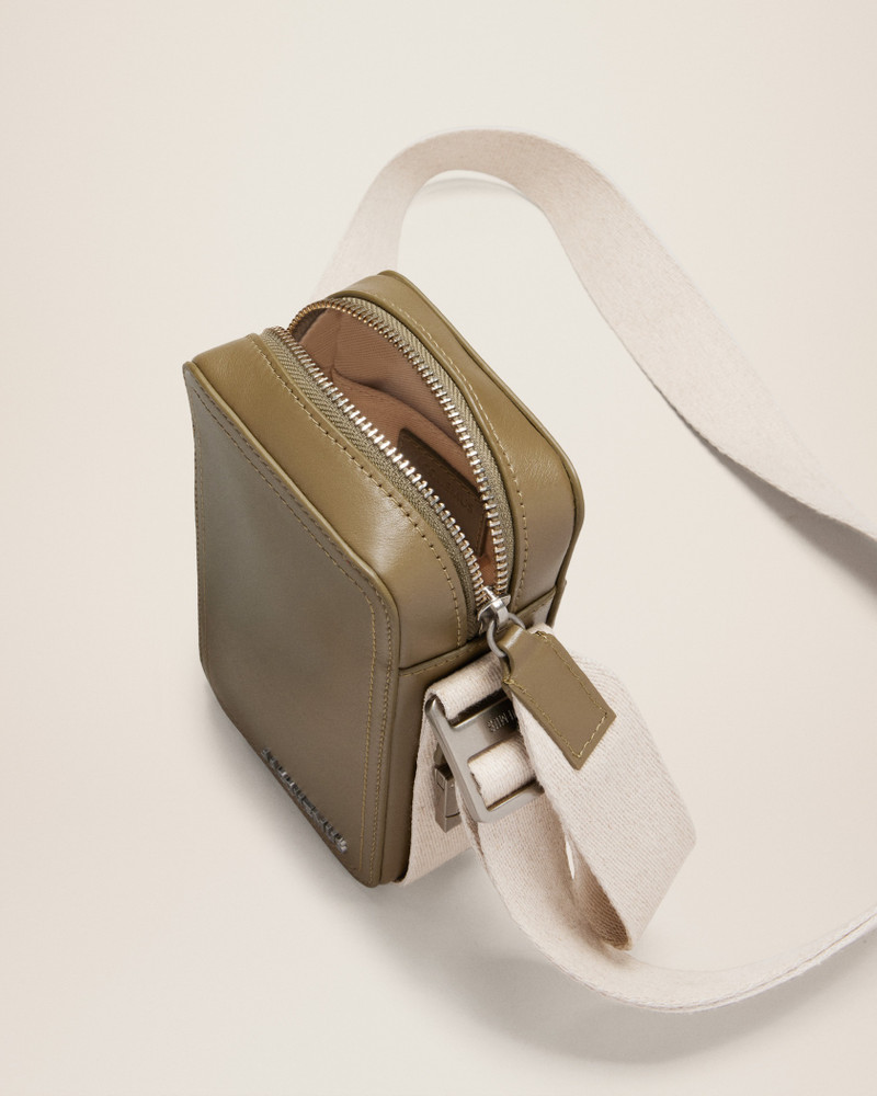 JACQUEMUS Le Cuerda Vertical outlook