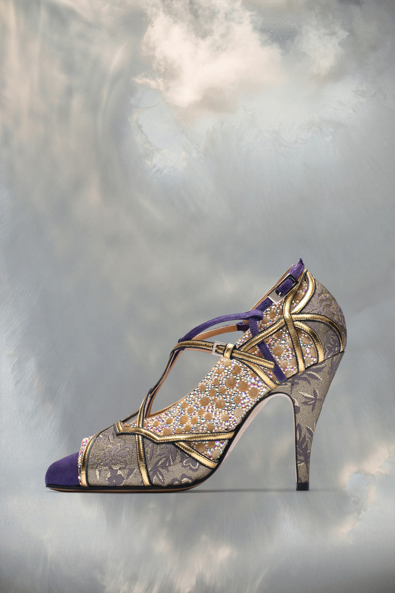 Maison Margiela Tabi Monster velvet pump outlook