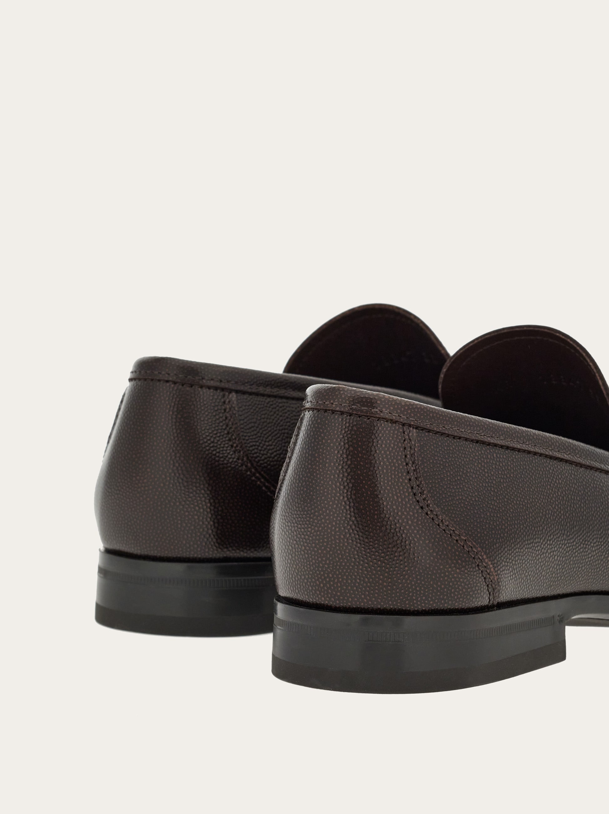 FERRAGAMO Moccasin with Gancini ornament | REVERSIBLE 