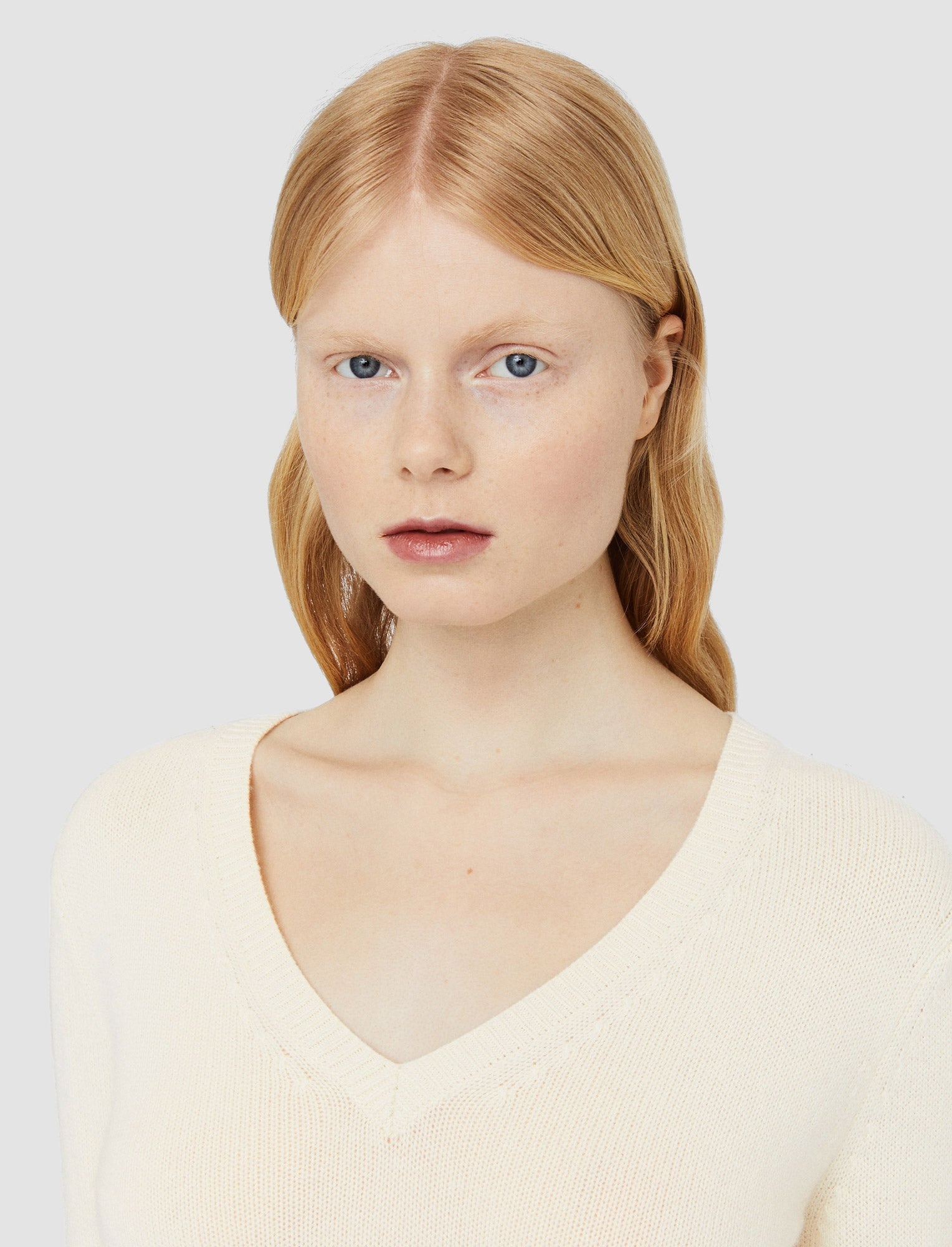 Pure Cashmere V Neck Jumper - 6