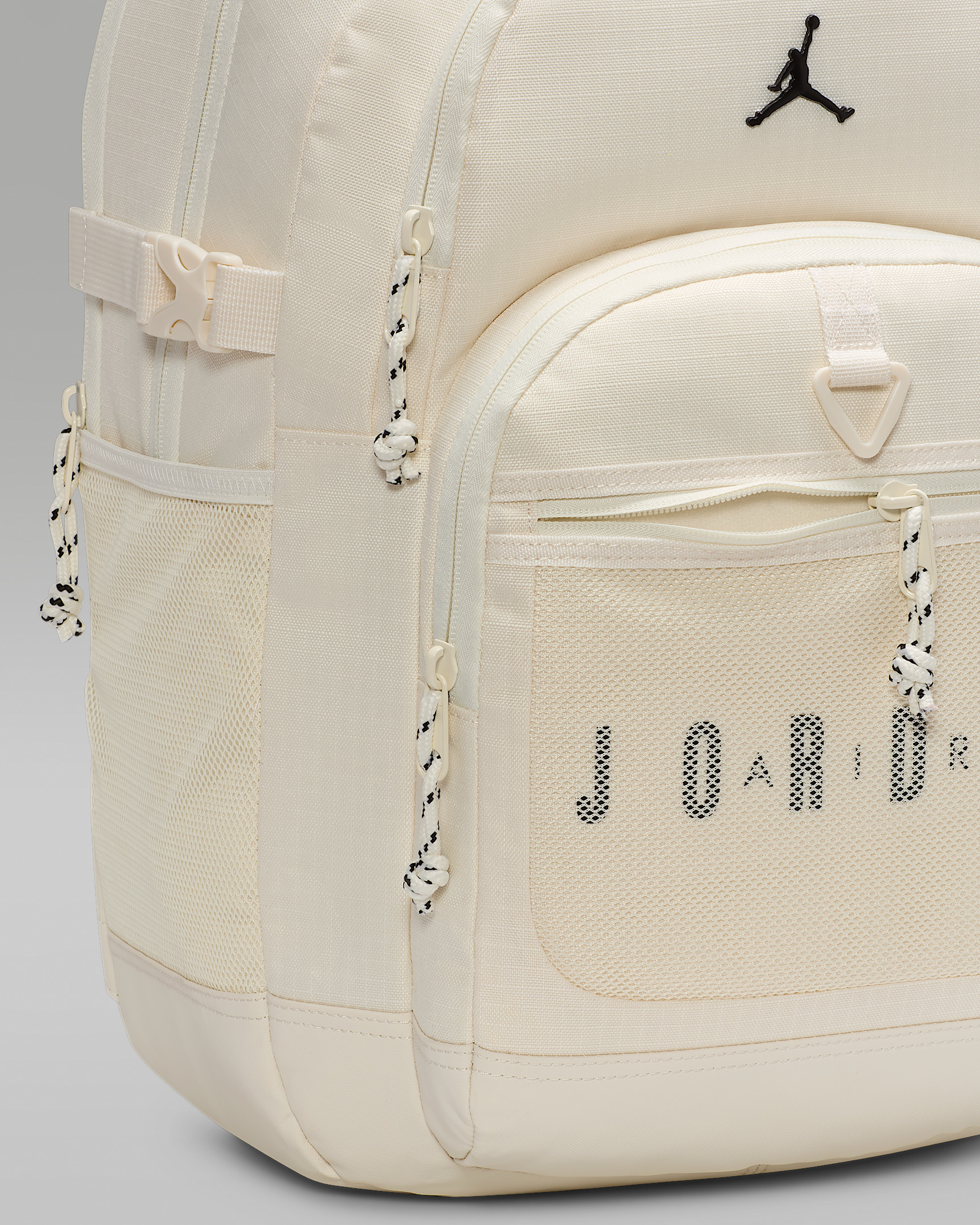 Jordan Blacktop Backpack (25L) - 8